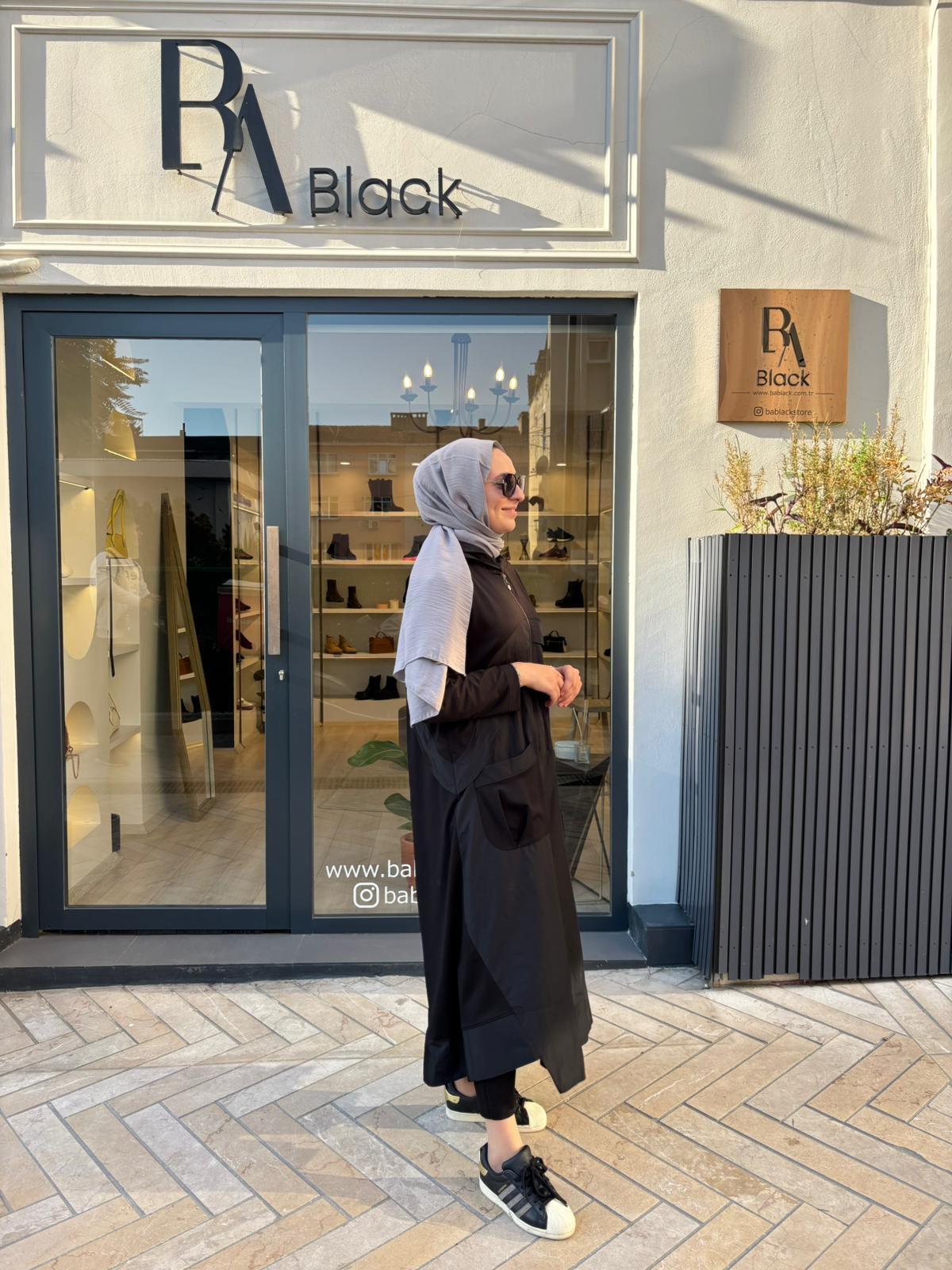 404999 Paraşüt Detay Kadın Kap Siyah