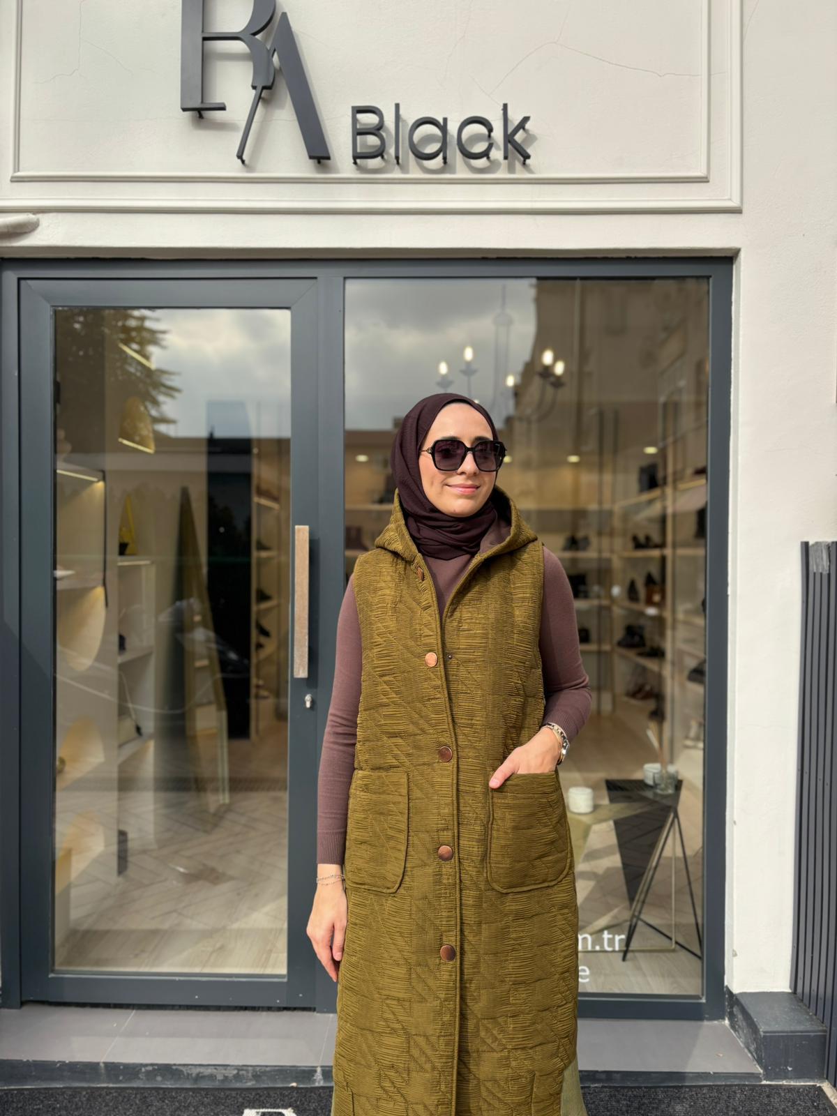 505329 Kapüşonlu Kadın Yelek Yeşil