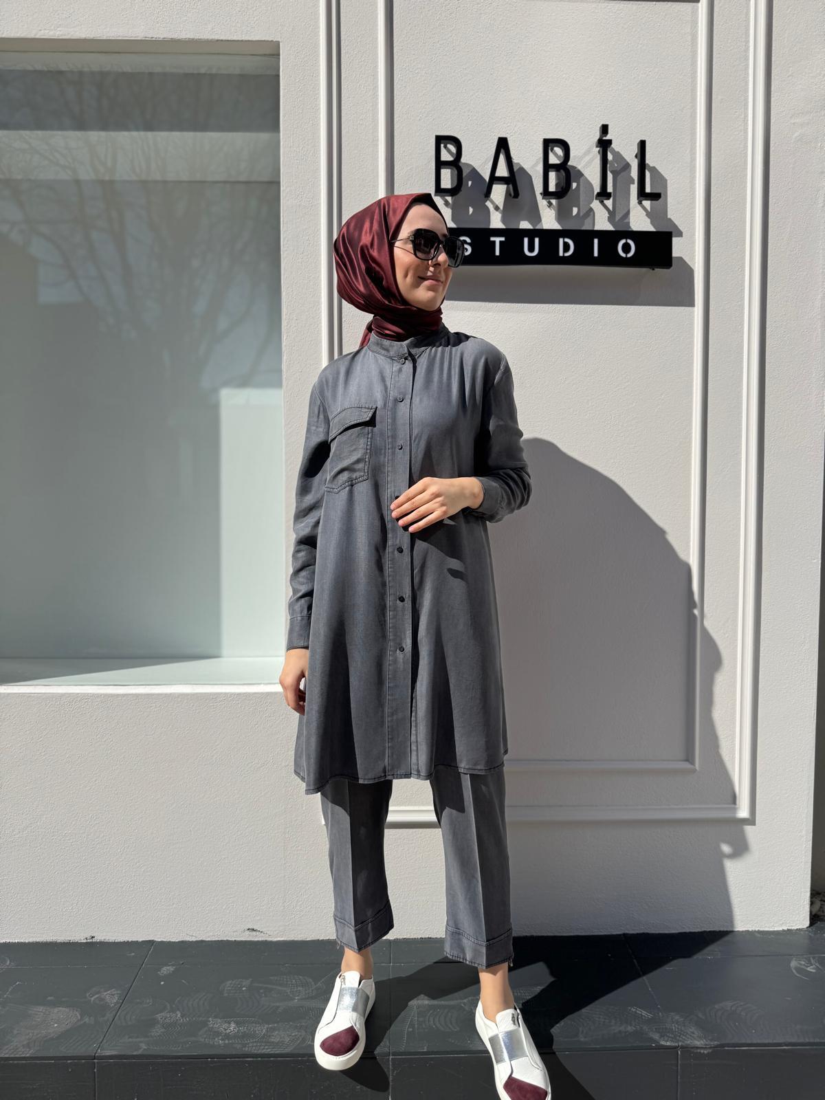 Cepli Düğmeli Kadın İnce Kot Gömlek Gri