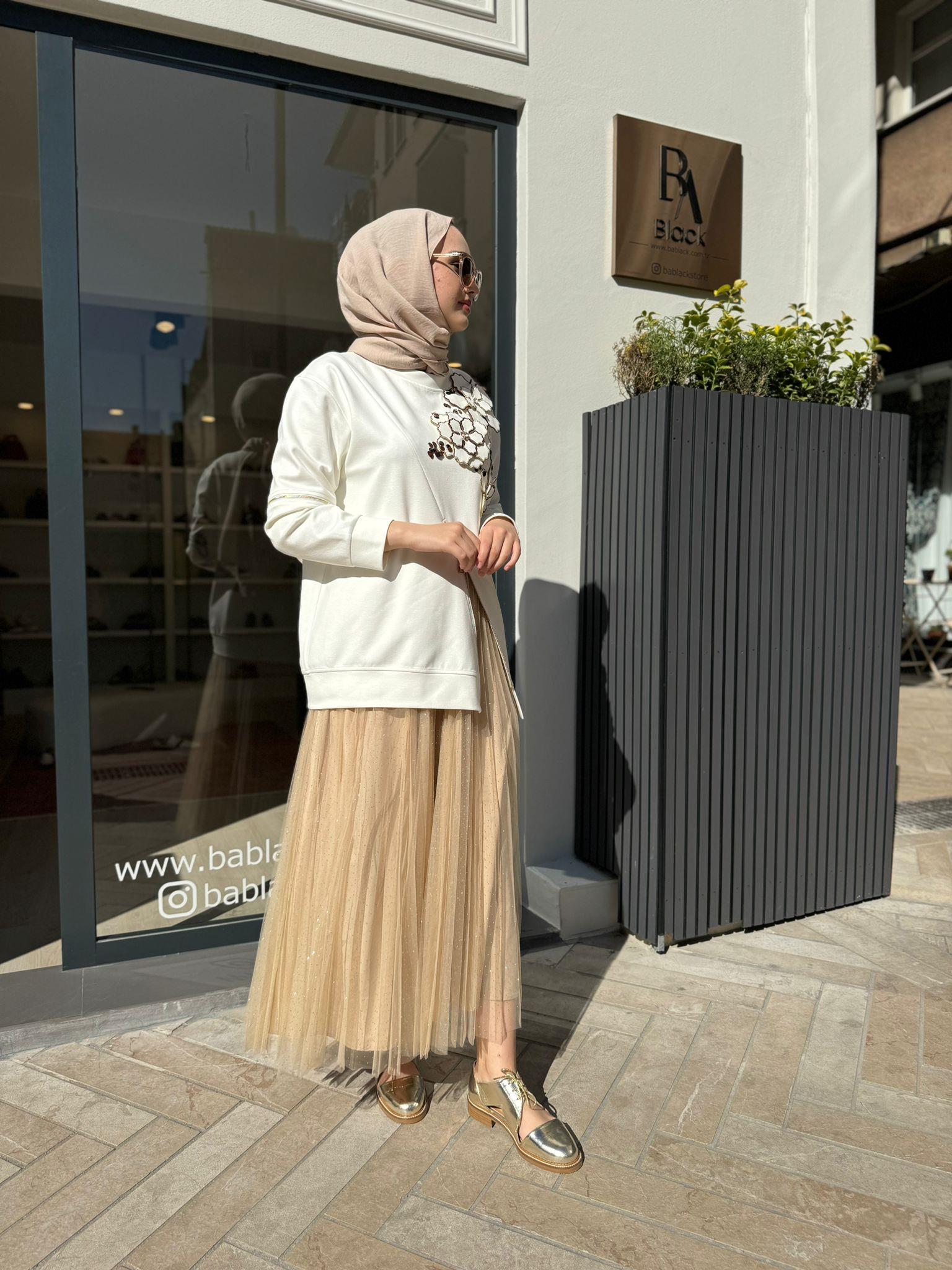 Çiçek Fermuar Detaylı Garde Kadın Sweat Ekru