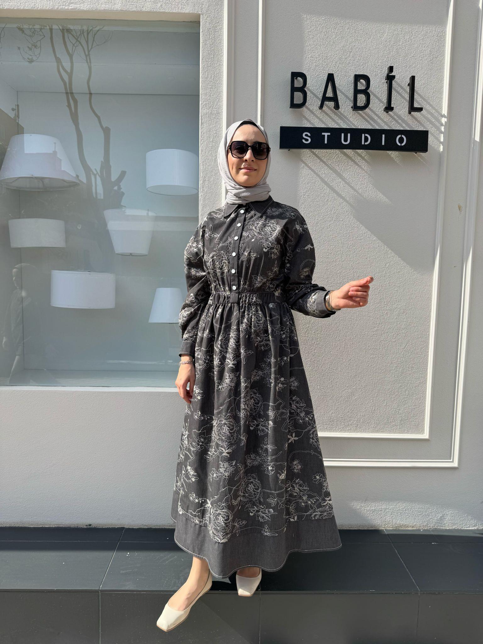 Çiçek İşleme Desenli Denim Kadın Elbise Siyah