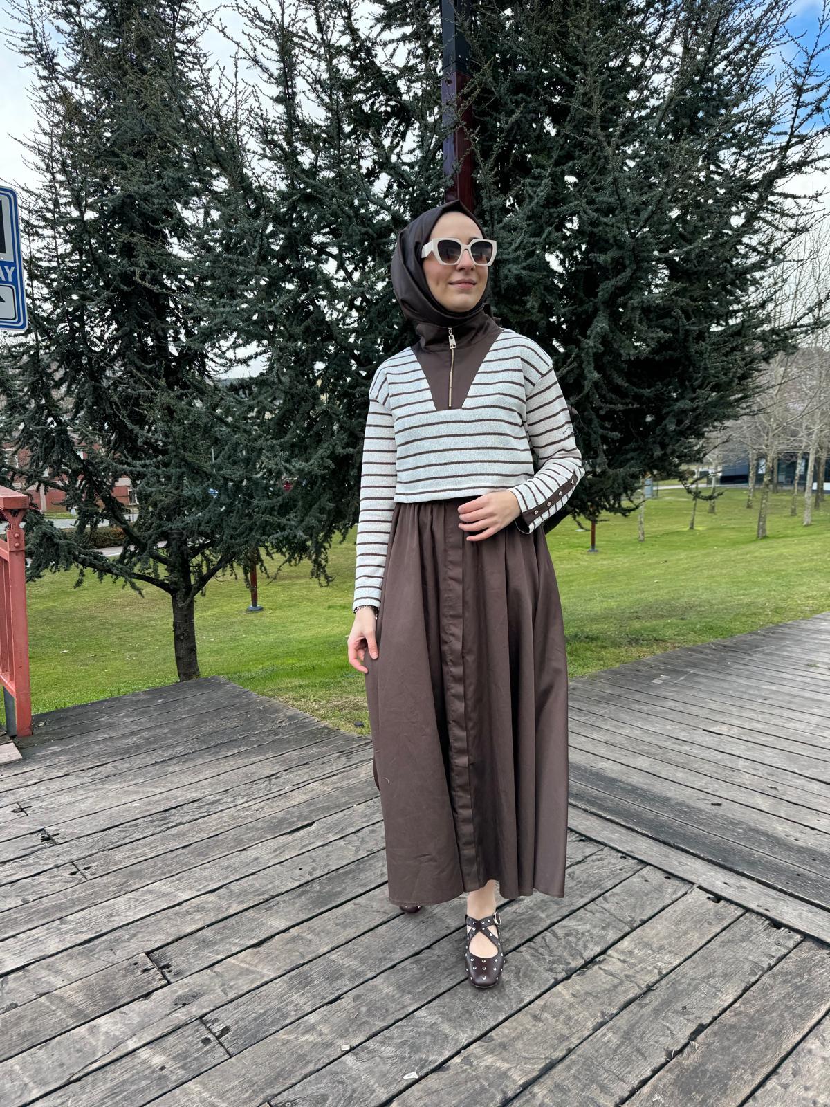 Çizgi Triko Detaylı Tasarım Kadın Elbise Kahve