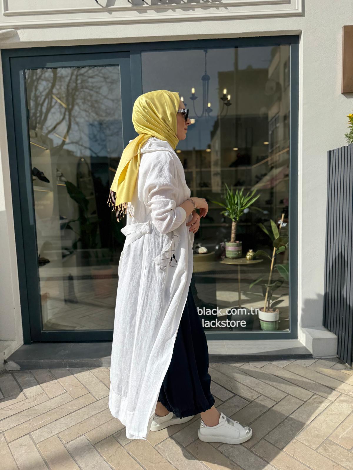 Dikiş Detaylı Cepli Keten Kap Beyaz