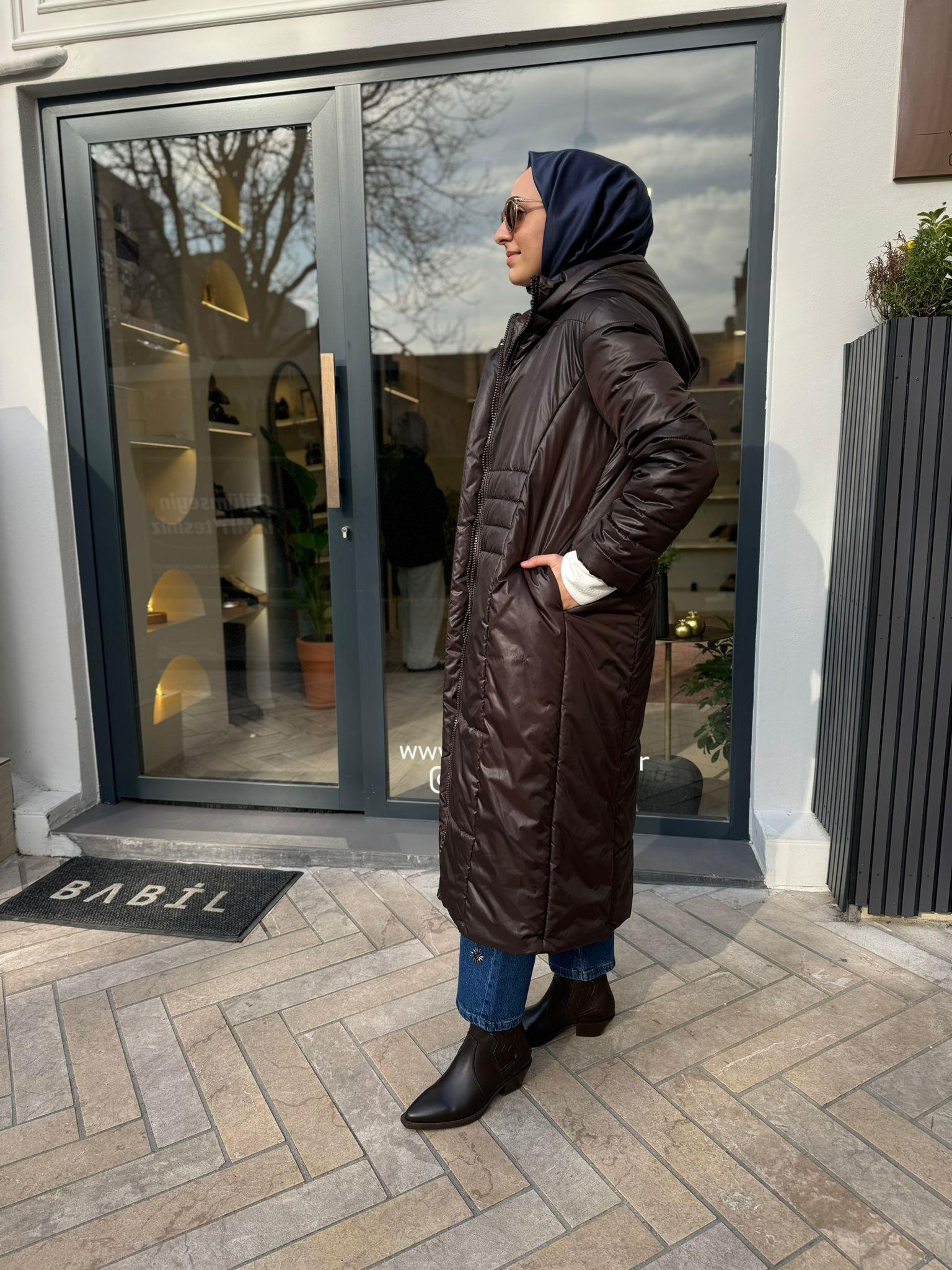 Dikiş Detaylı Kadın Şişme Mont Kahve