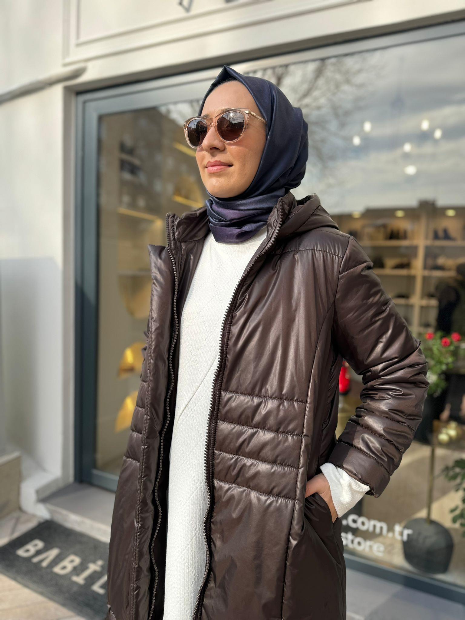 Dikiş Detaylı Kadın Şişme Mont Kahve