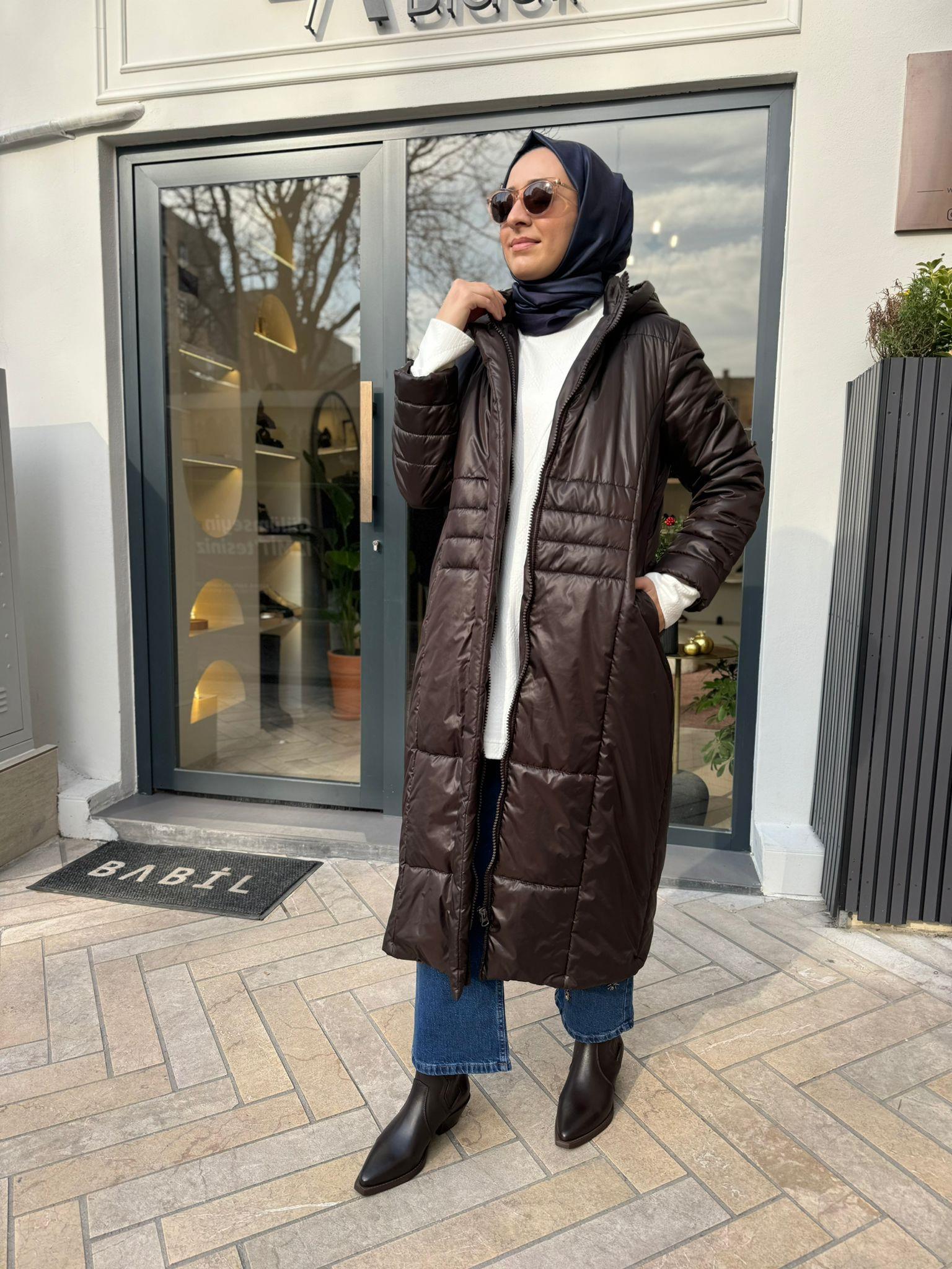Dikiş Detaylı Kadın Şişme Mont Kahve
