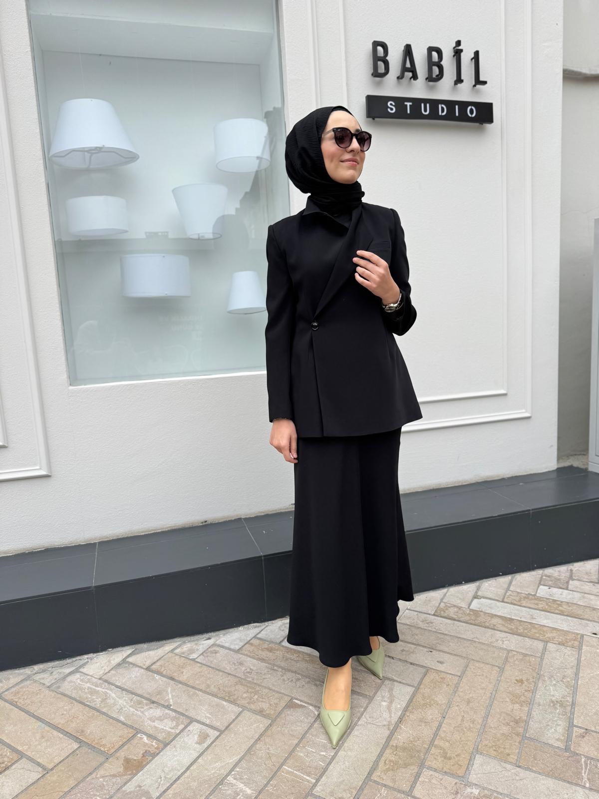 Düğme Detaylı Blazer Ceket Etek Kadın Takım Siyah