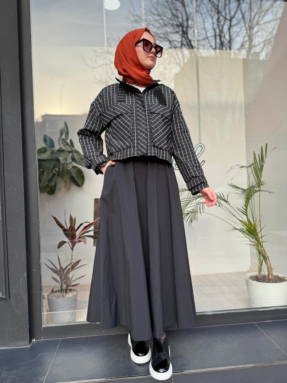 Ekose Desen Crop Yağmurluk Siyah