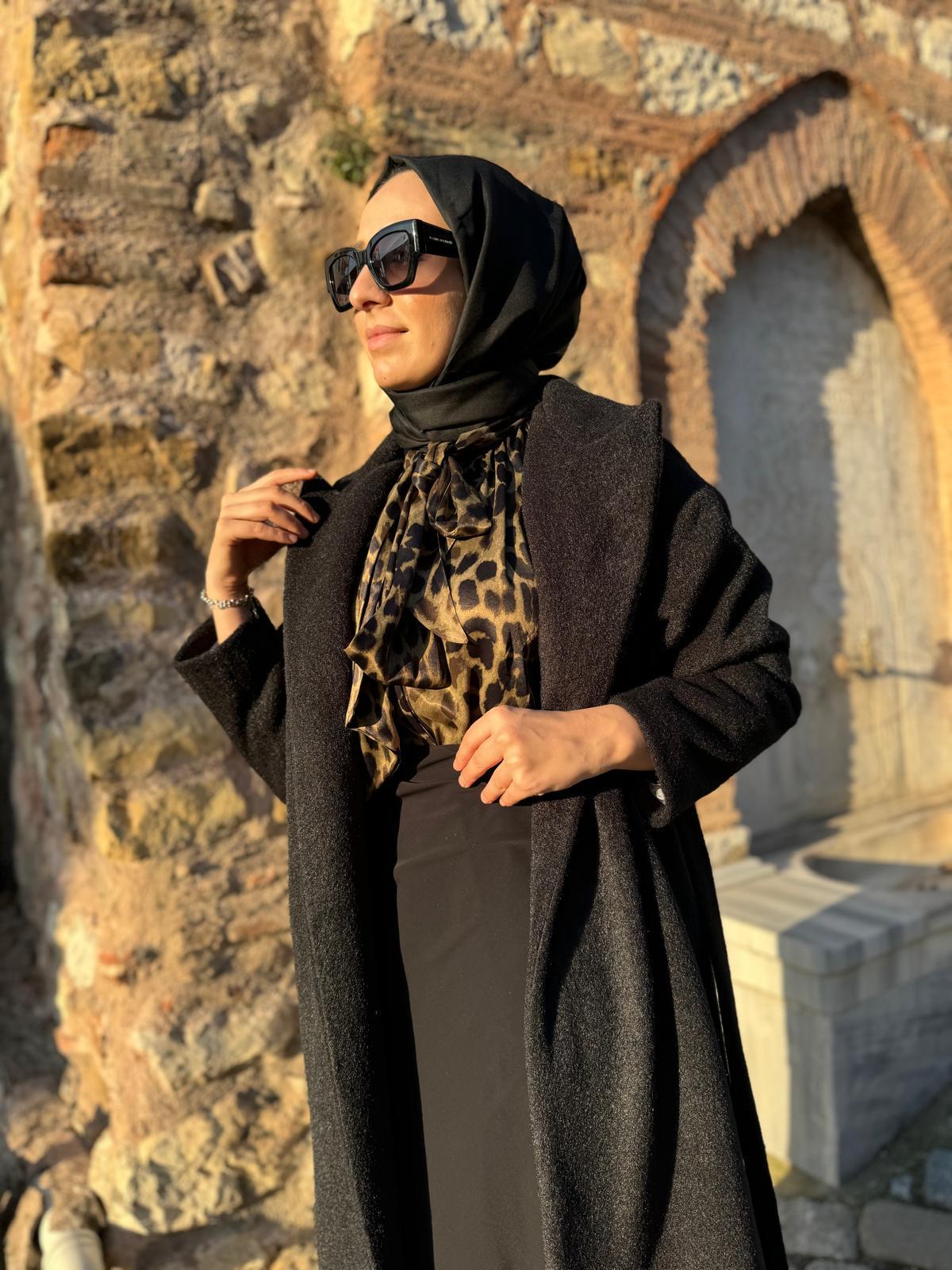 Kemerli Basic Kadın Kaban Siyah