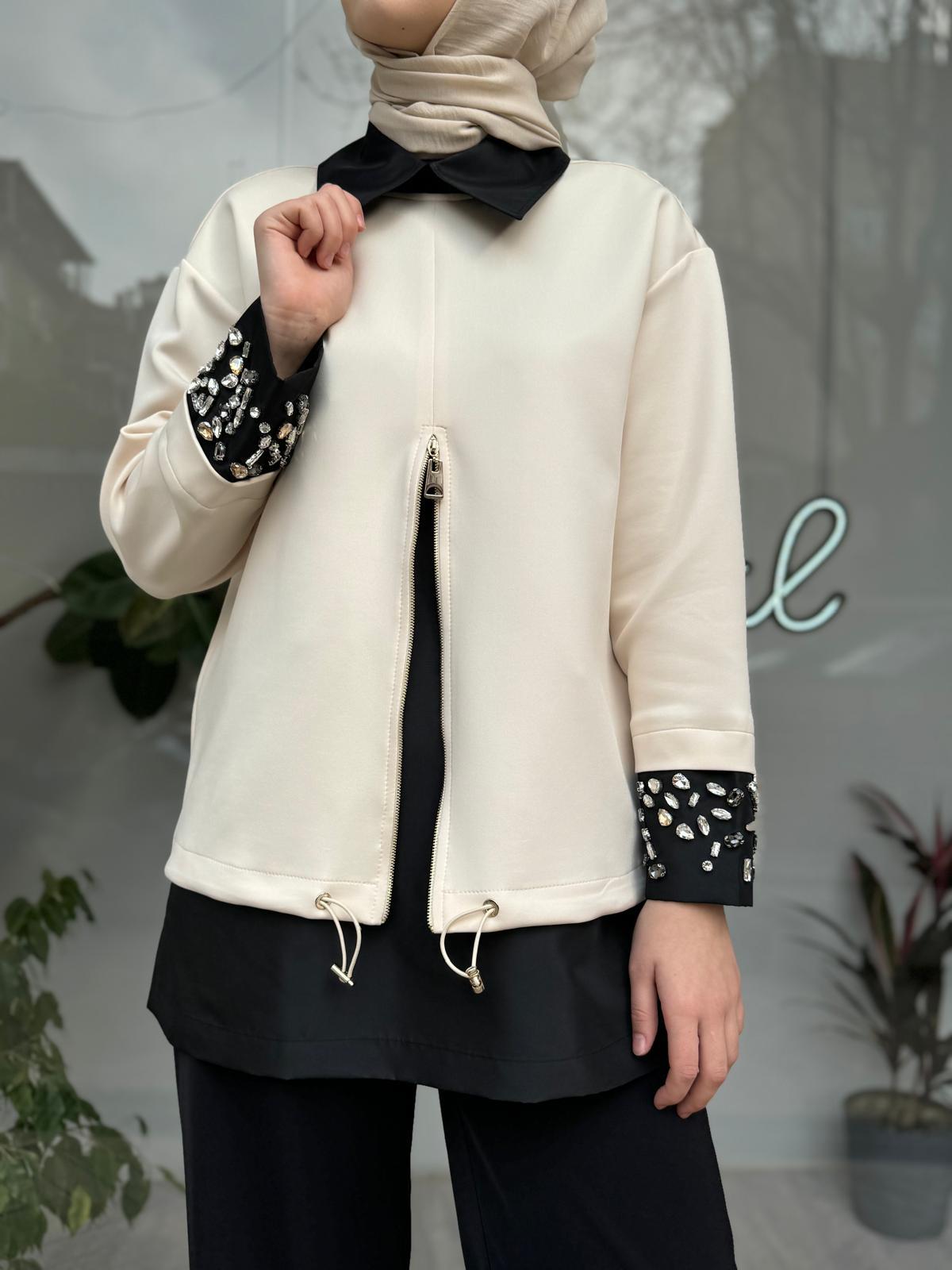 Kolu Taş Detaylı Kadın Sweat Ekru