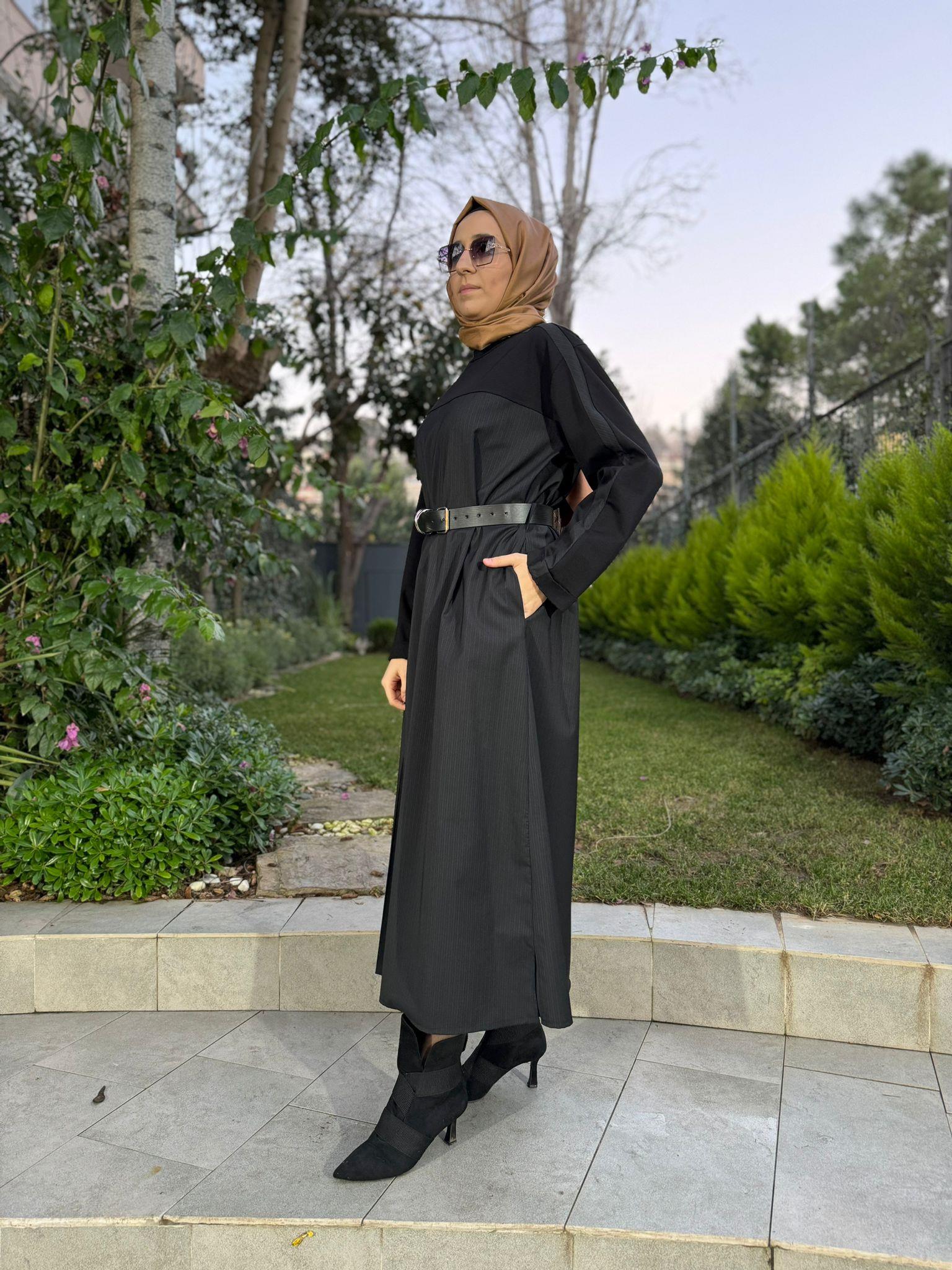 Kumaş Detaylı Çizgili Kadın Elbise Siyah