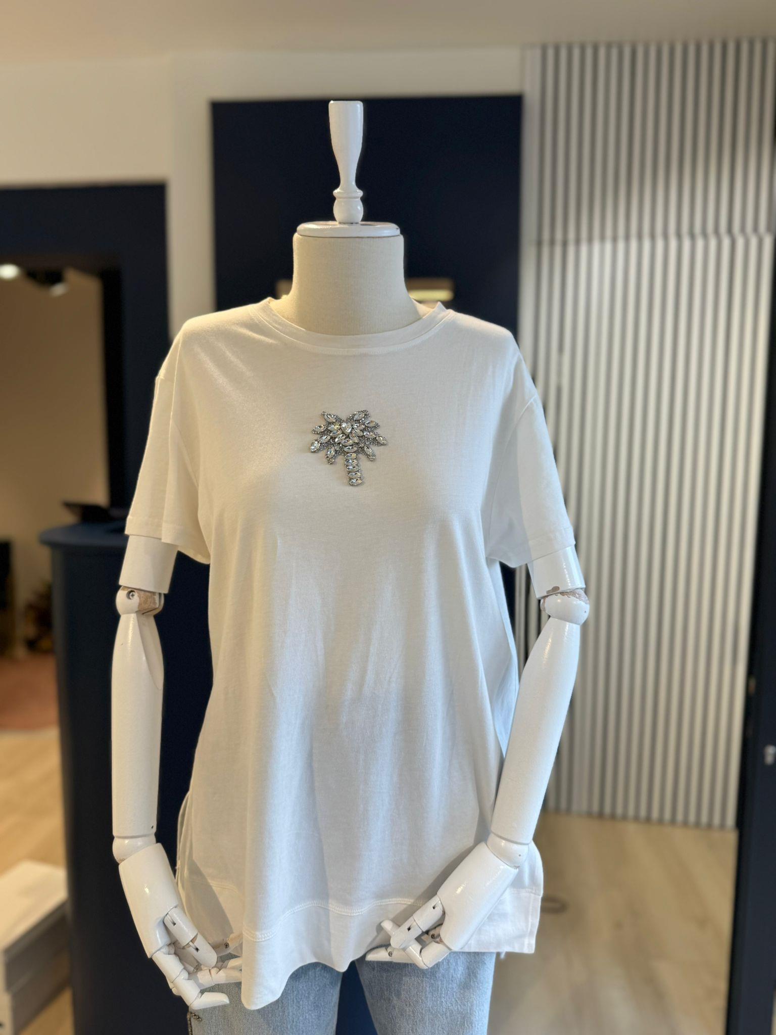 Lola Taş Detaylı Basic Kadın Bluz Beyaz