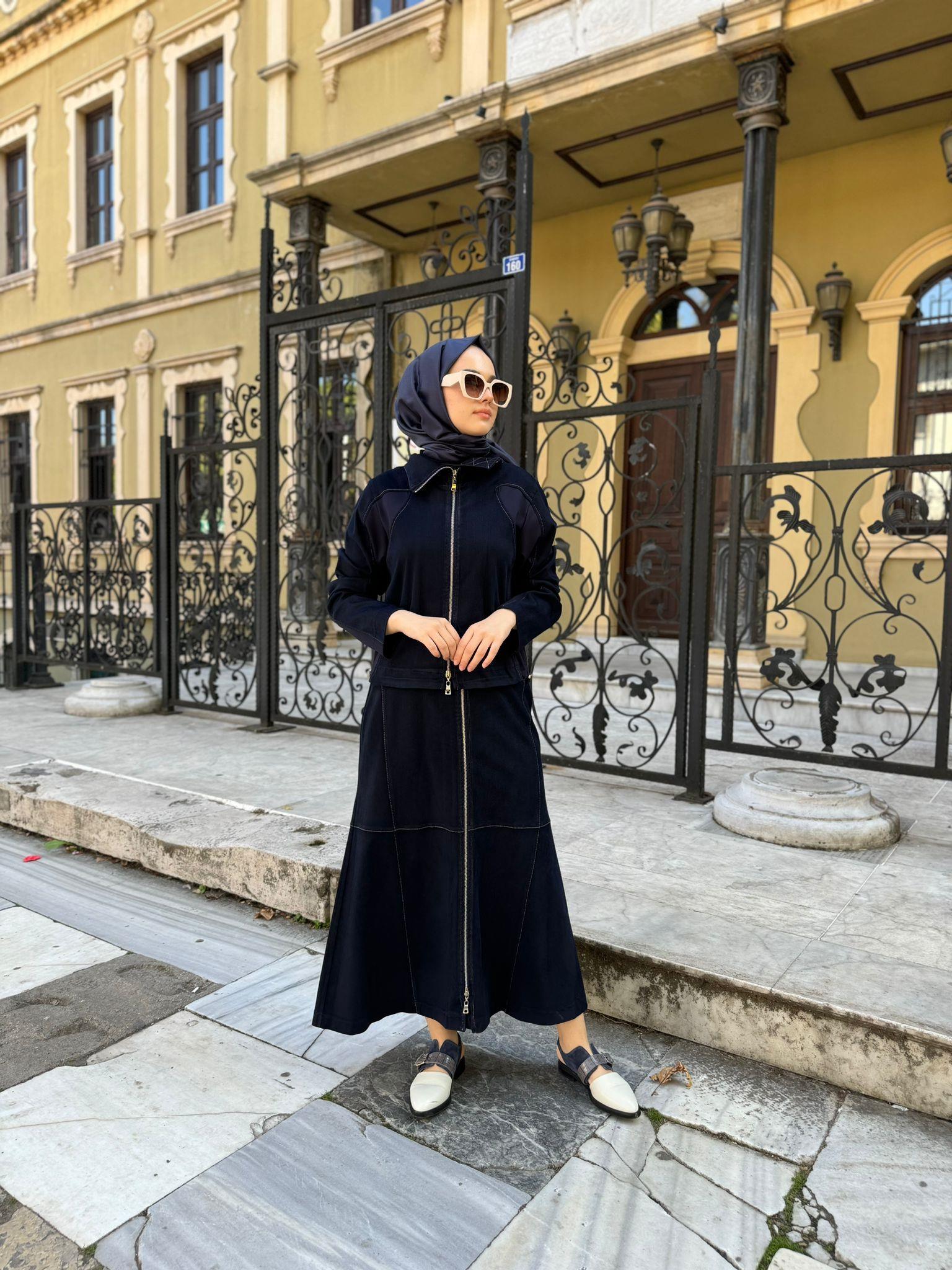 Önü Fermuarlı Tasarım Kadın Etek Lacivert
