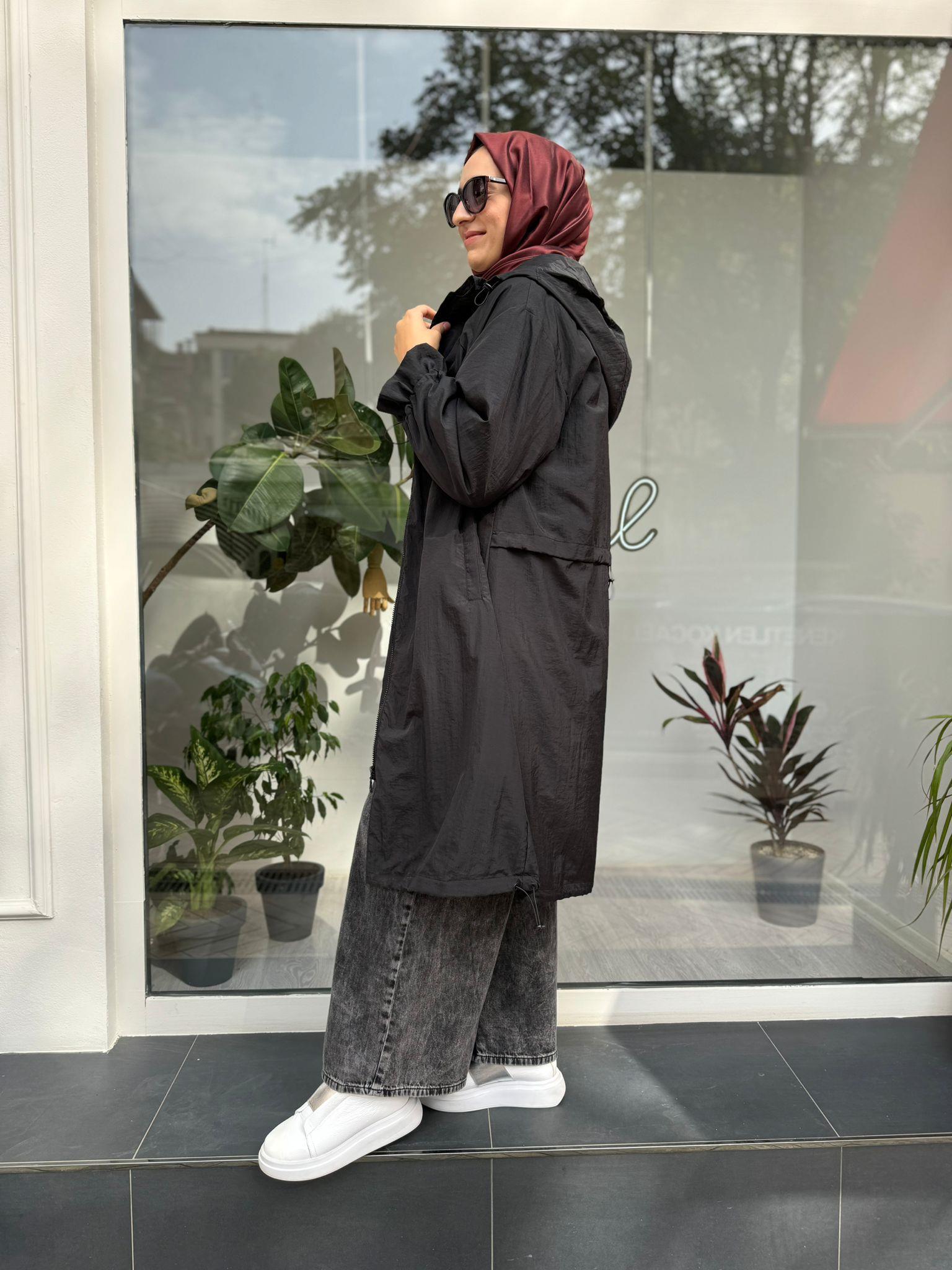Paraşüt Kumaş Rami Yağmurluk Siyah