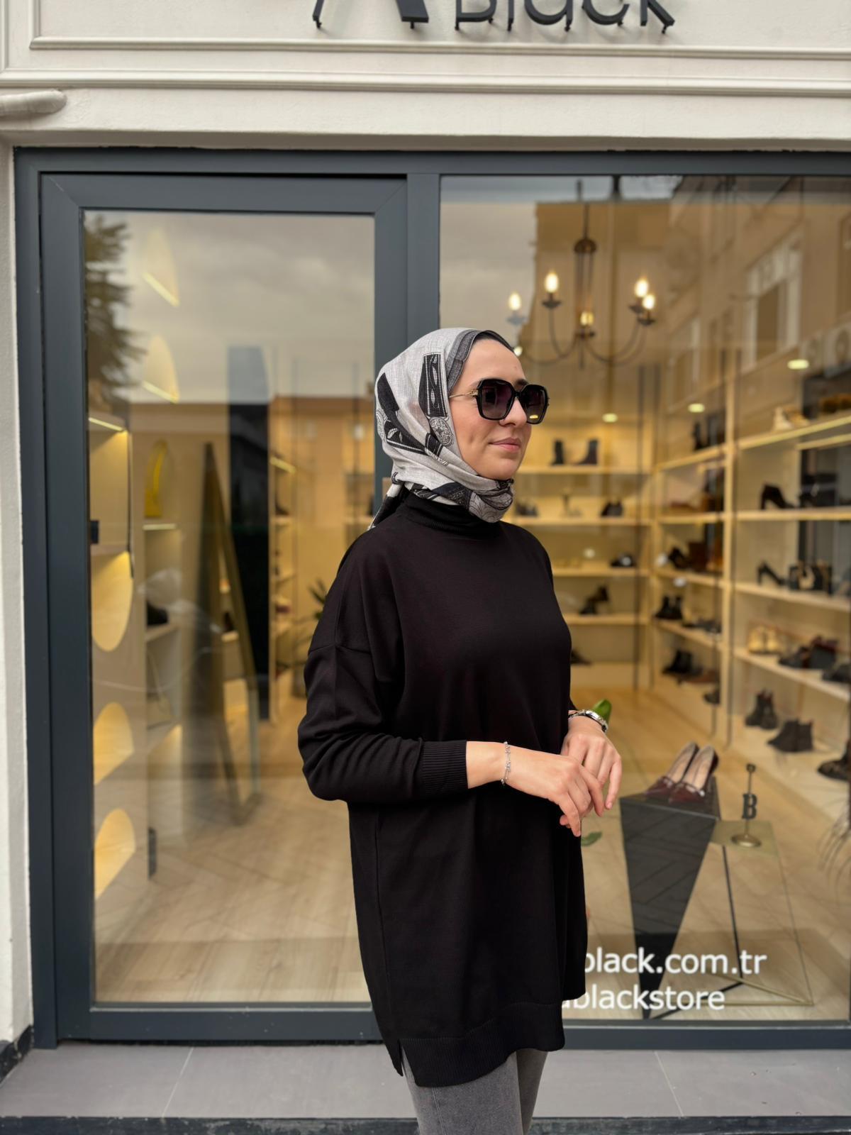 TD3876 Voleta Boğazlı Kadın Tunik Siyah