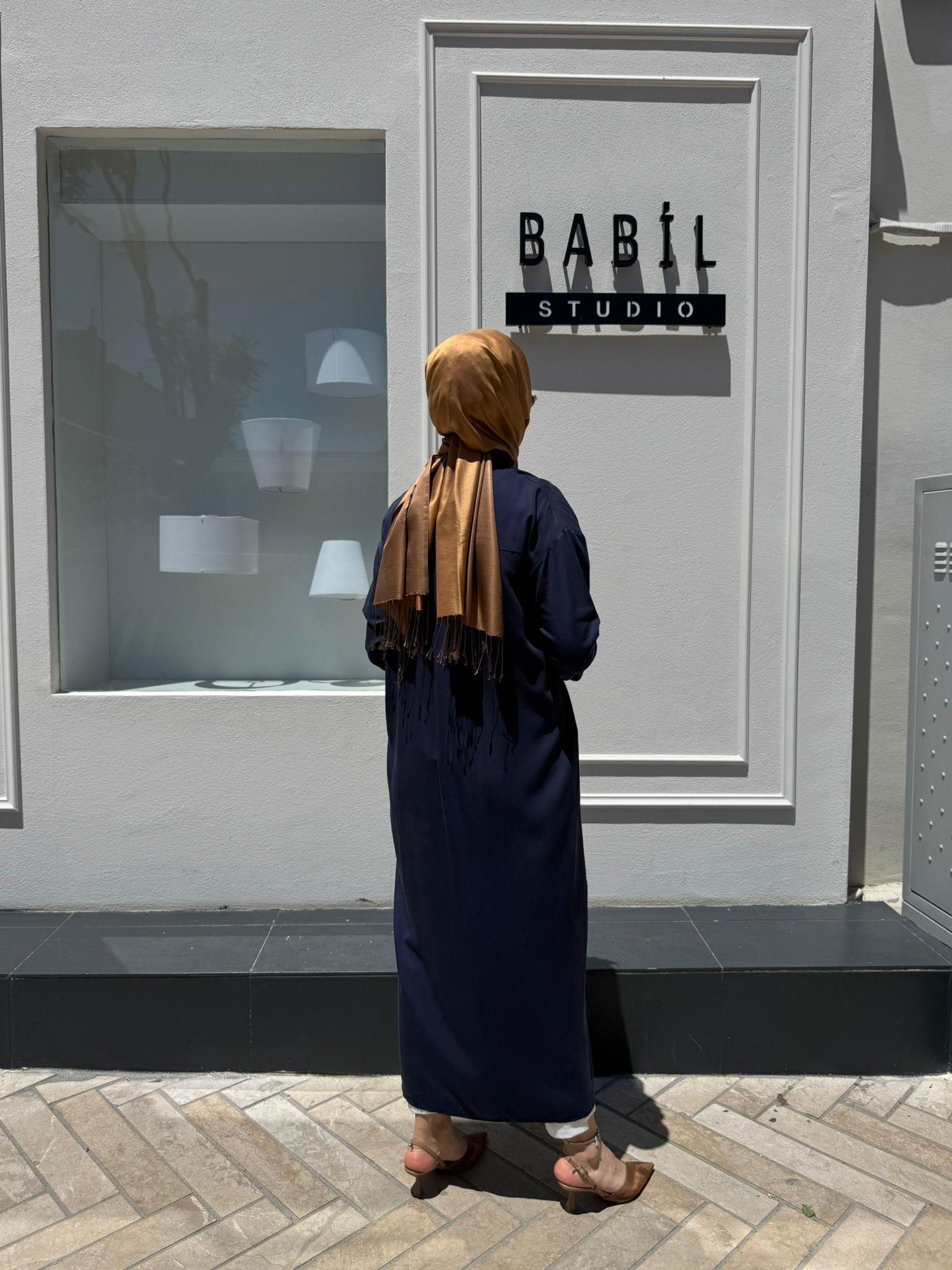 Yaka Detaylı Kadın Kap Lacivert