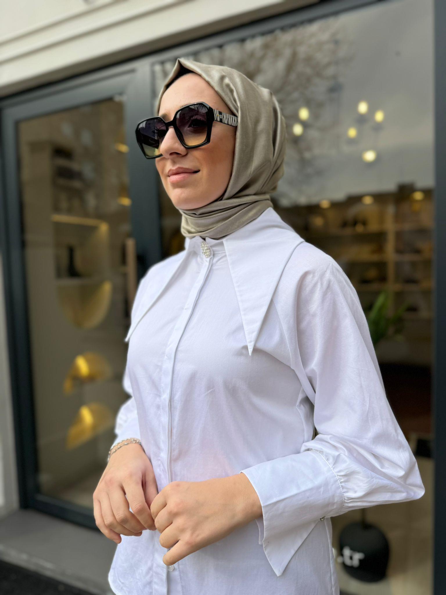 Yaka Detaylı Luna Kadın Gömlek Beyaz