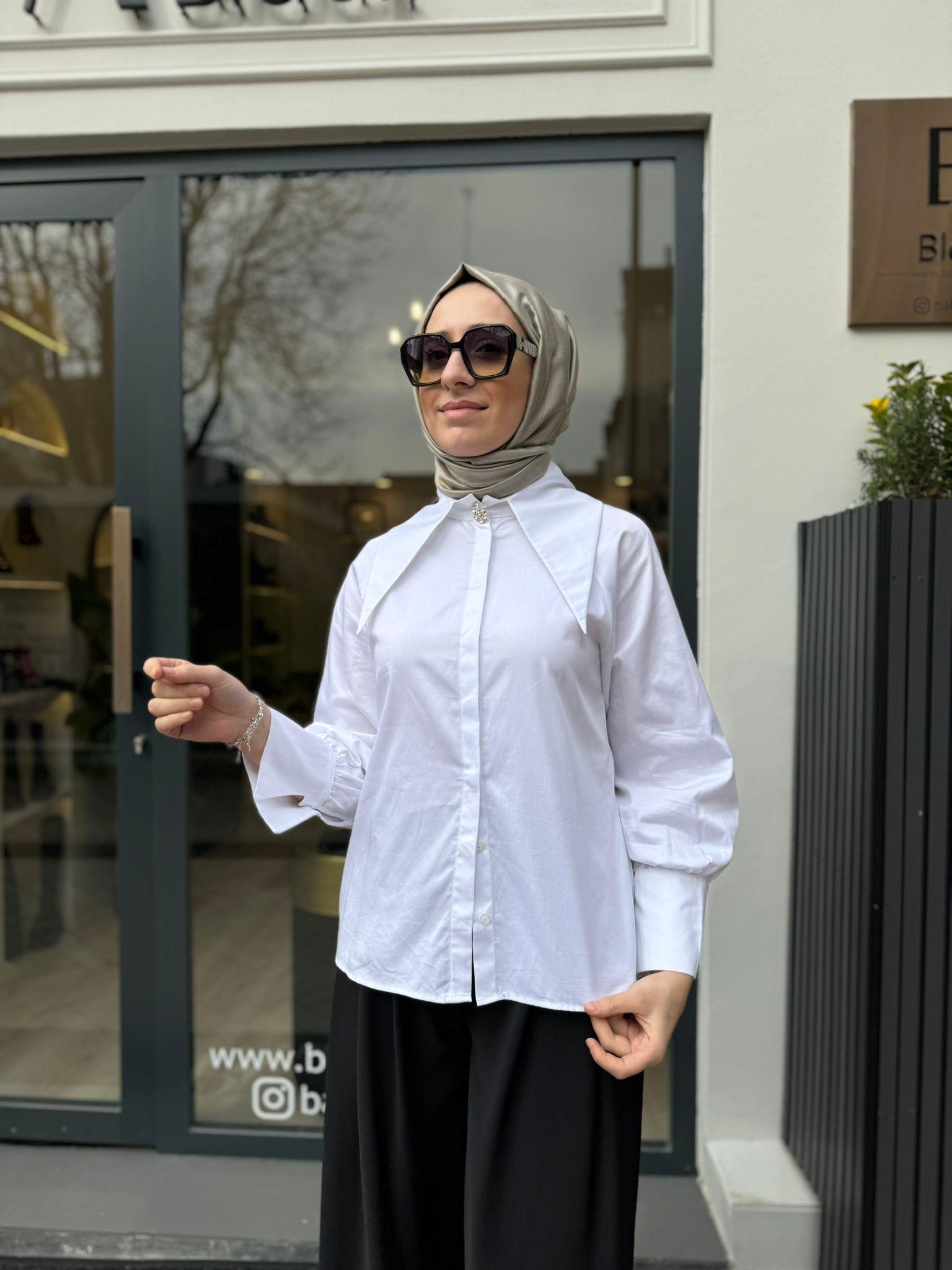 Yaka Detaylı Luna Kadın Gömlek Beyaz