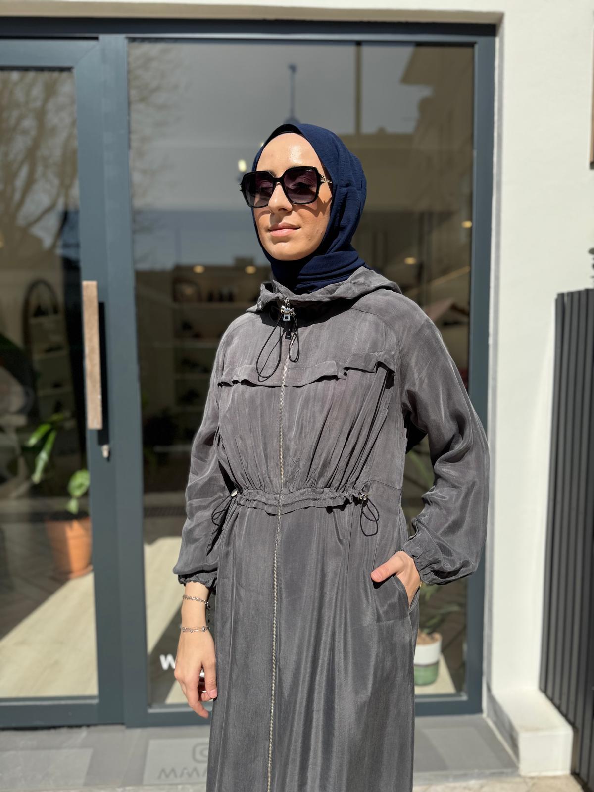 Yakası Ve Beli Sıkmalı Kadın Cupro Pardesü Gri