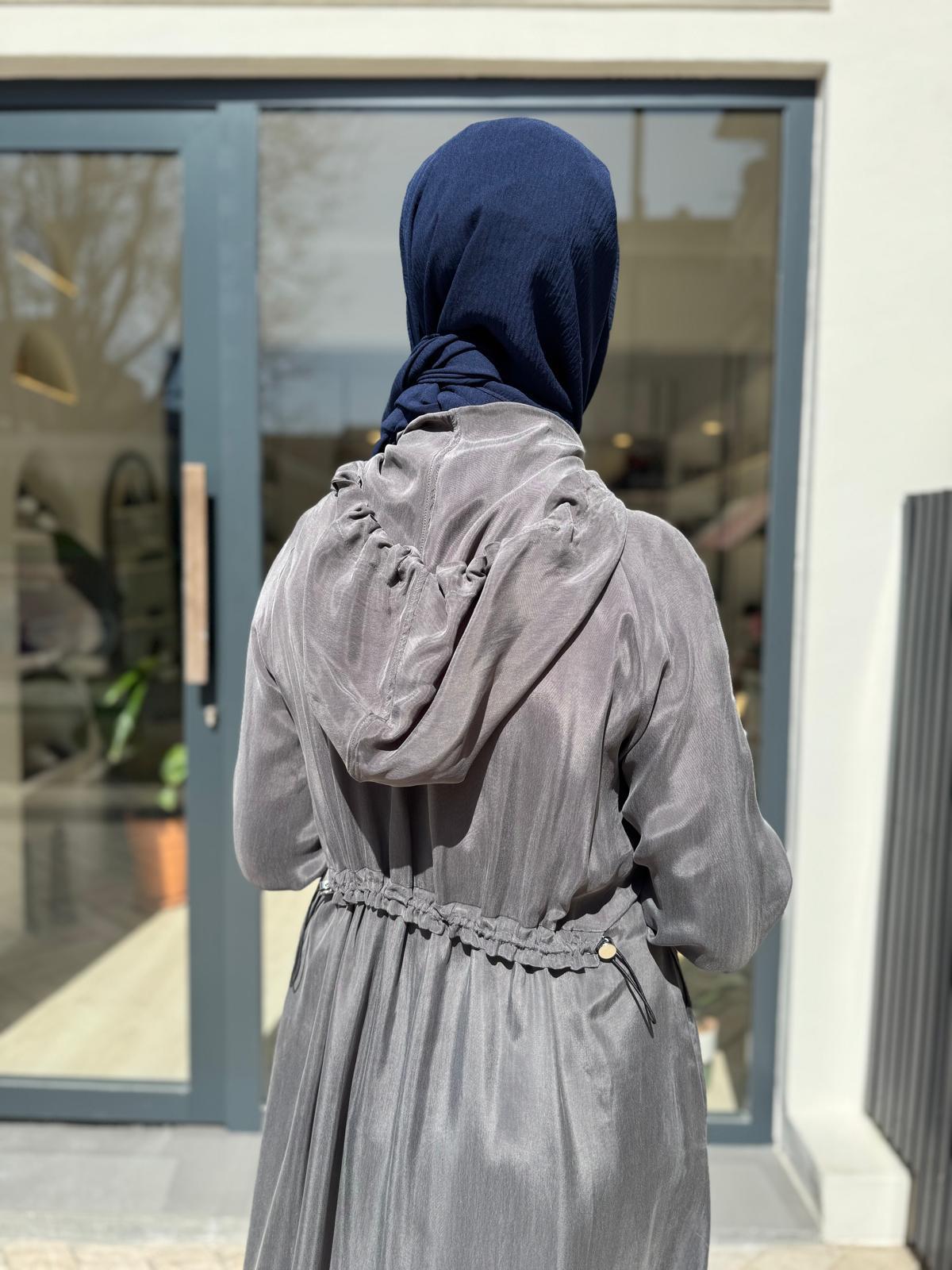 Yakası Ve Beli Sıkmalı Kadın Cupro Pardesü Gri