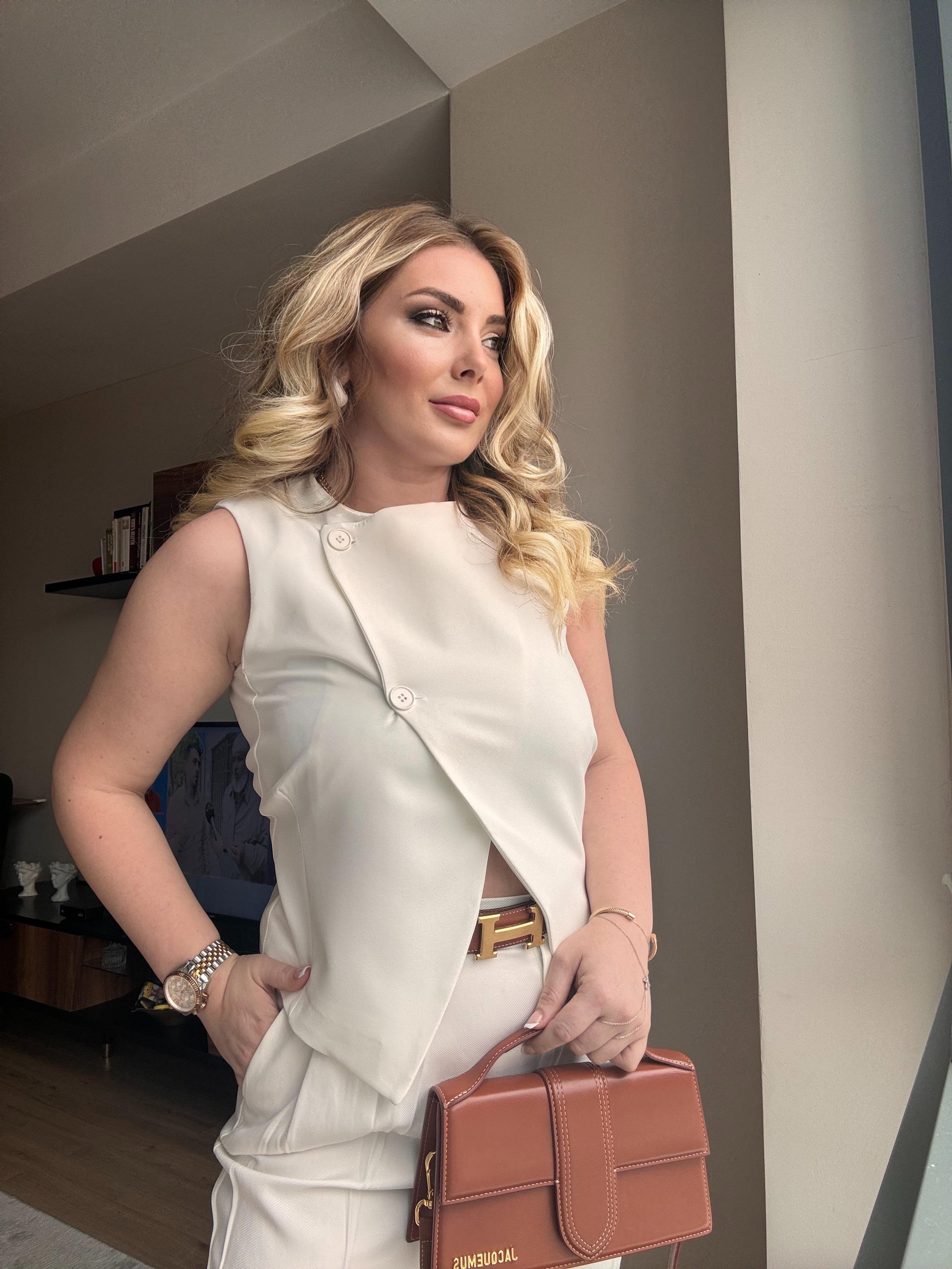 Düğme Detaylı Yelek - Beyaz