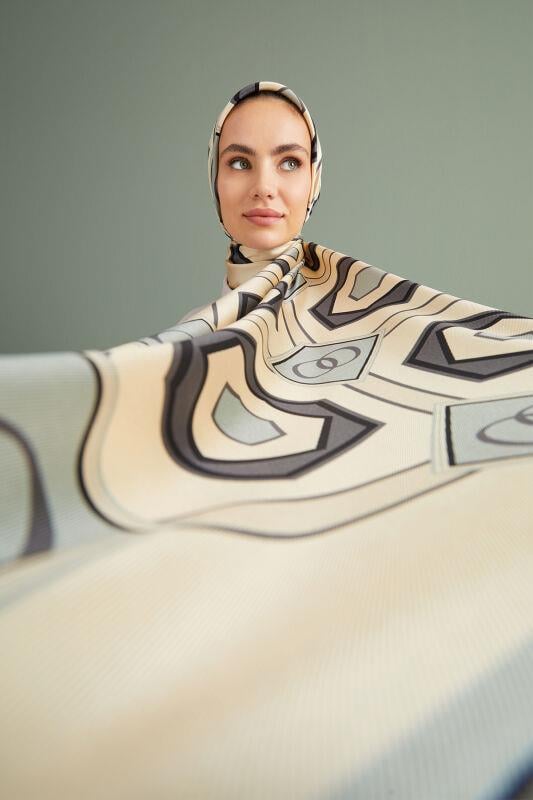 Altıgen Noor Bej Tivil İpek Şal 70x204