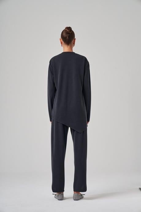Asimetrik Kesim Pantolonlu Takım-Siyah