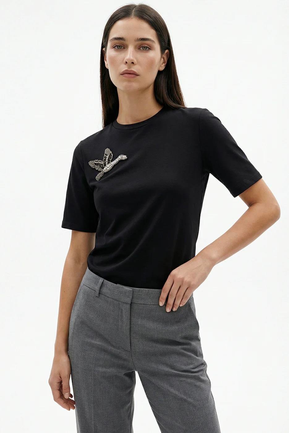 Bisiklet Yaka Kuş İşlemeli Kısa Kollu Örme T-Shirt