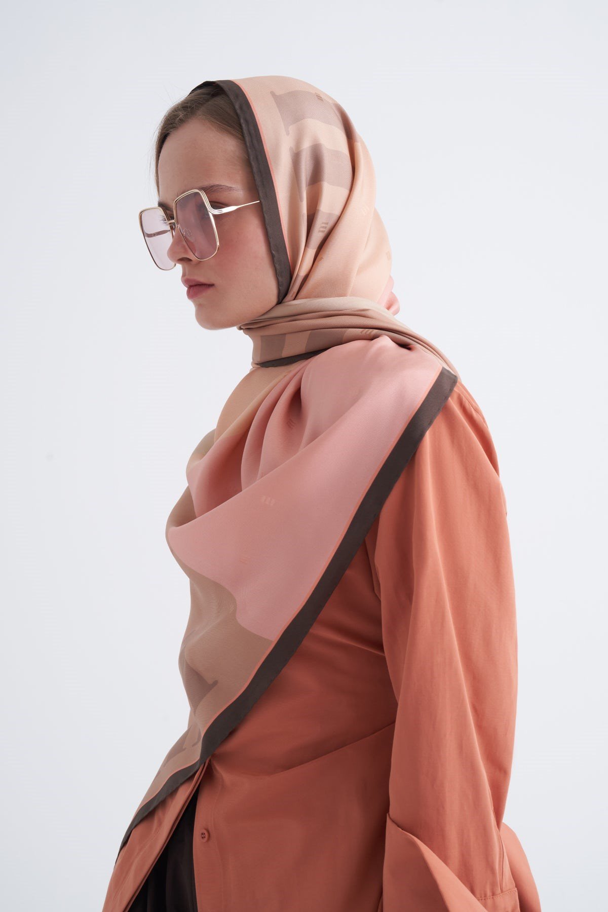 Camel Form Twill İpek Şal