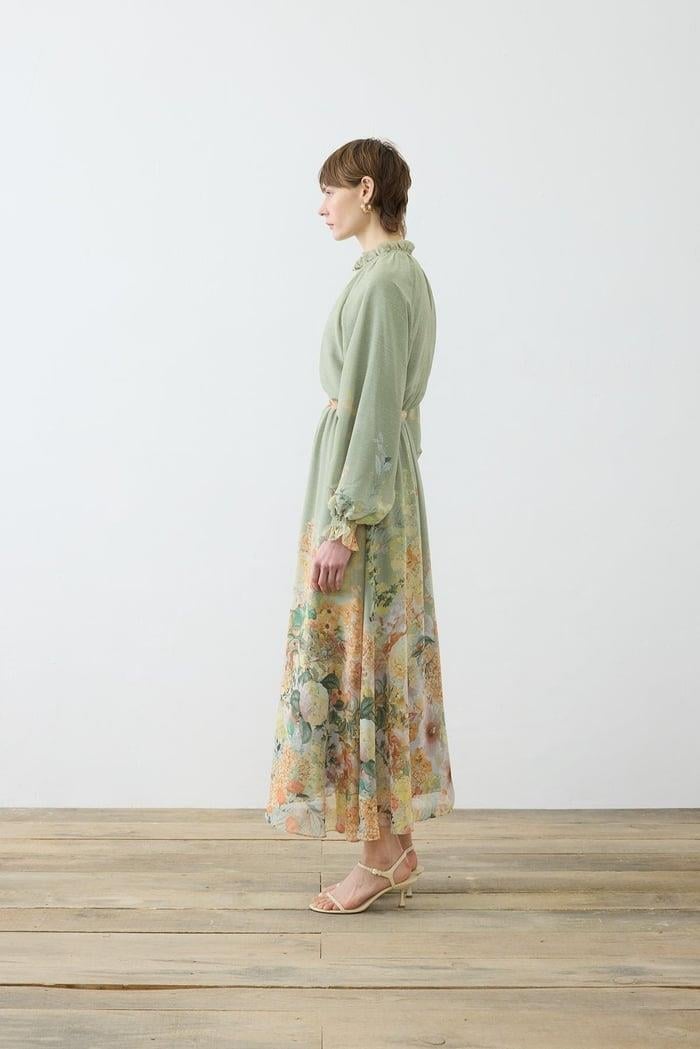 ÇİÇEK DESENLİ ŞİFON BRİTLİ ELBİSE YEŞİL