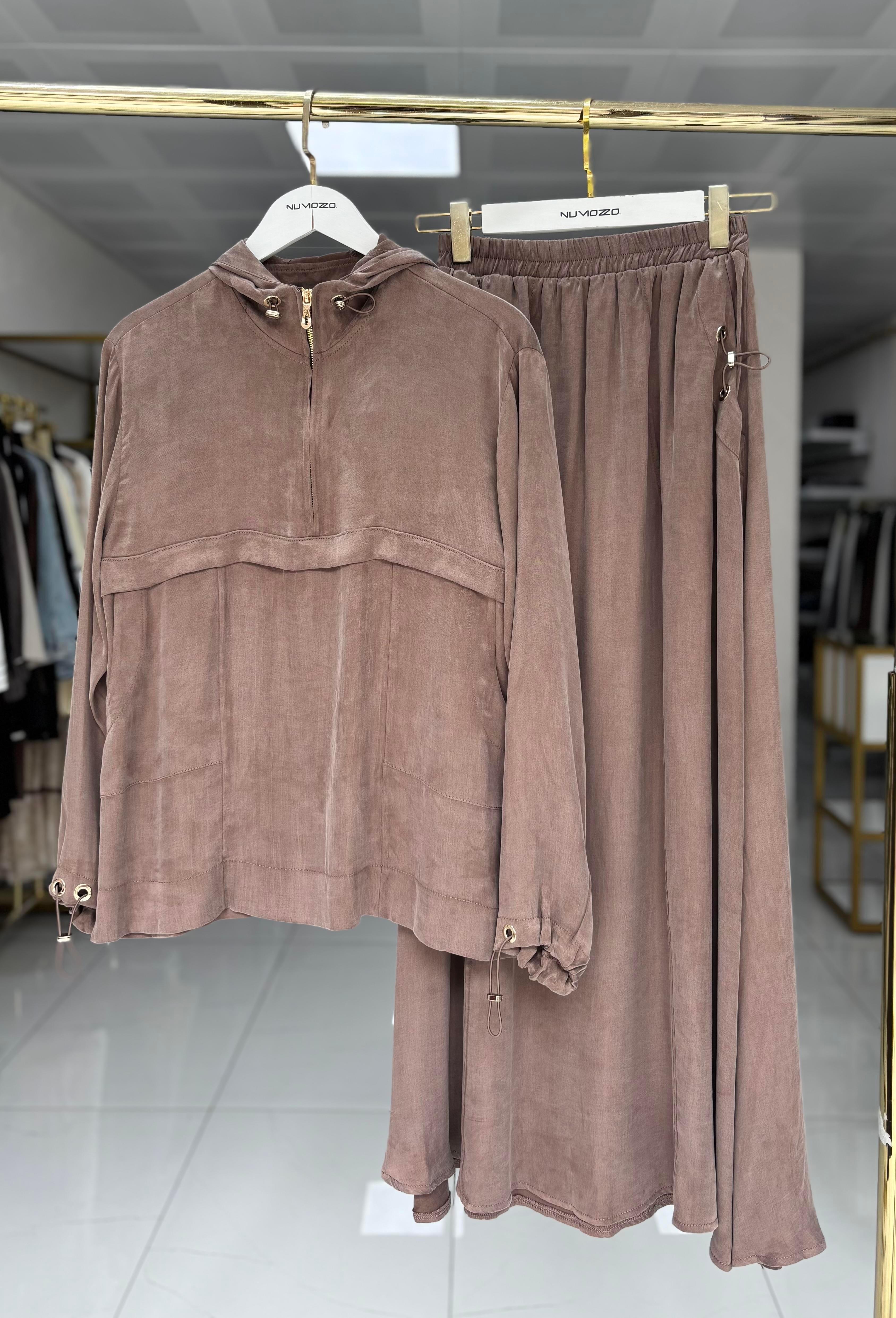 Esta Etekli Takım Kahverengi