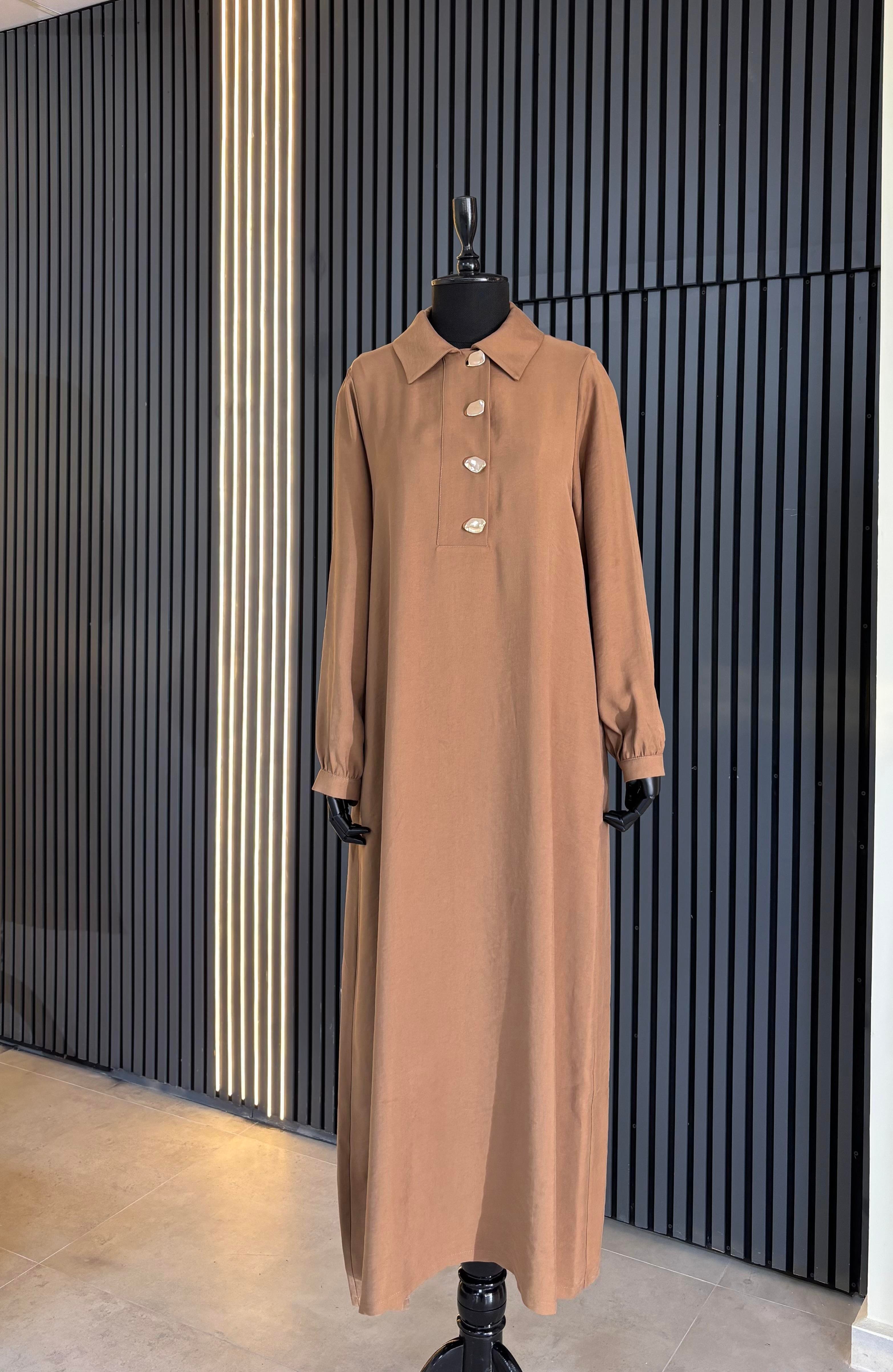 Gold Düğmeli Elbise 