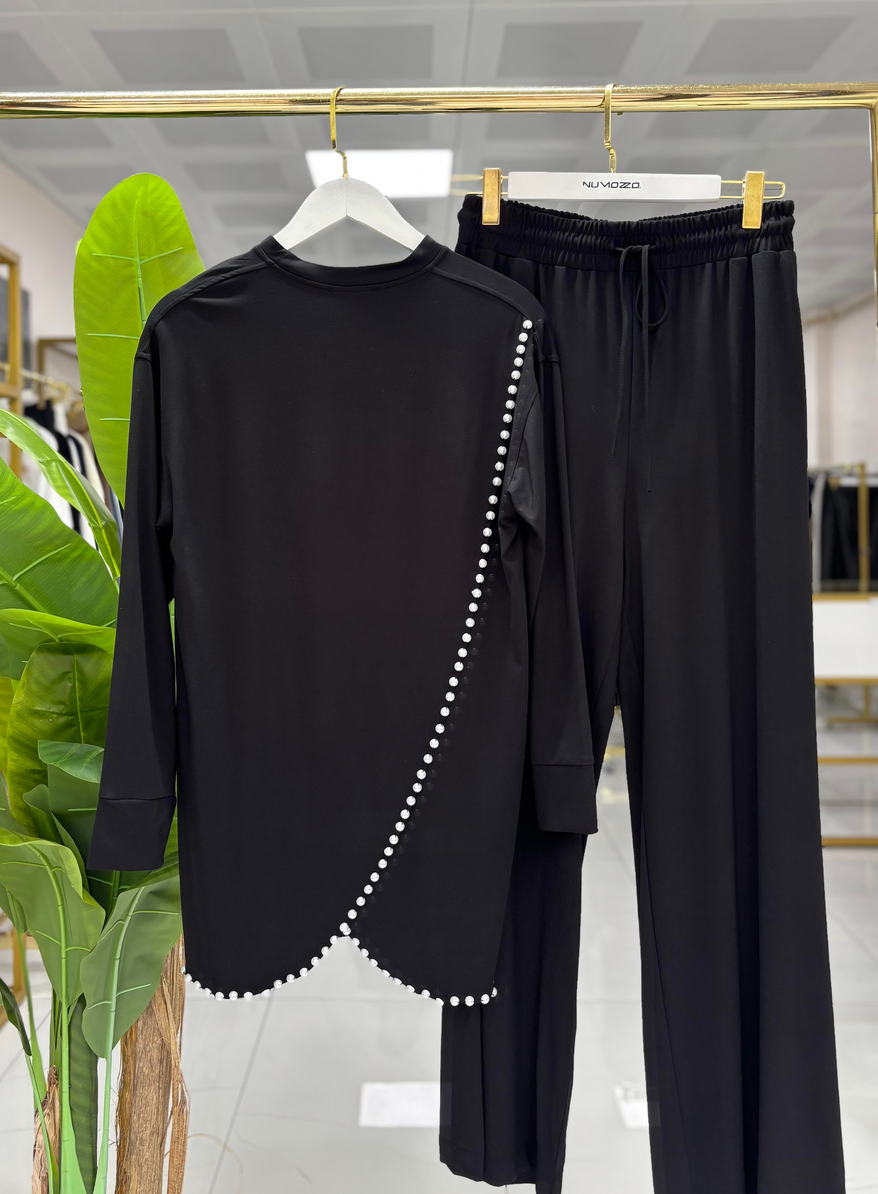 İncili Takım Siyah