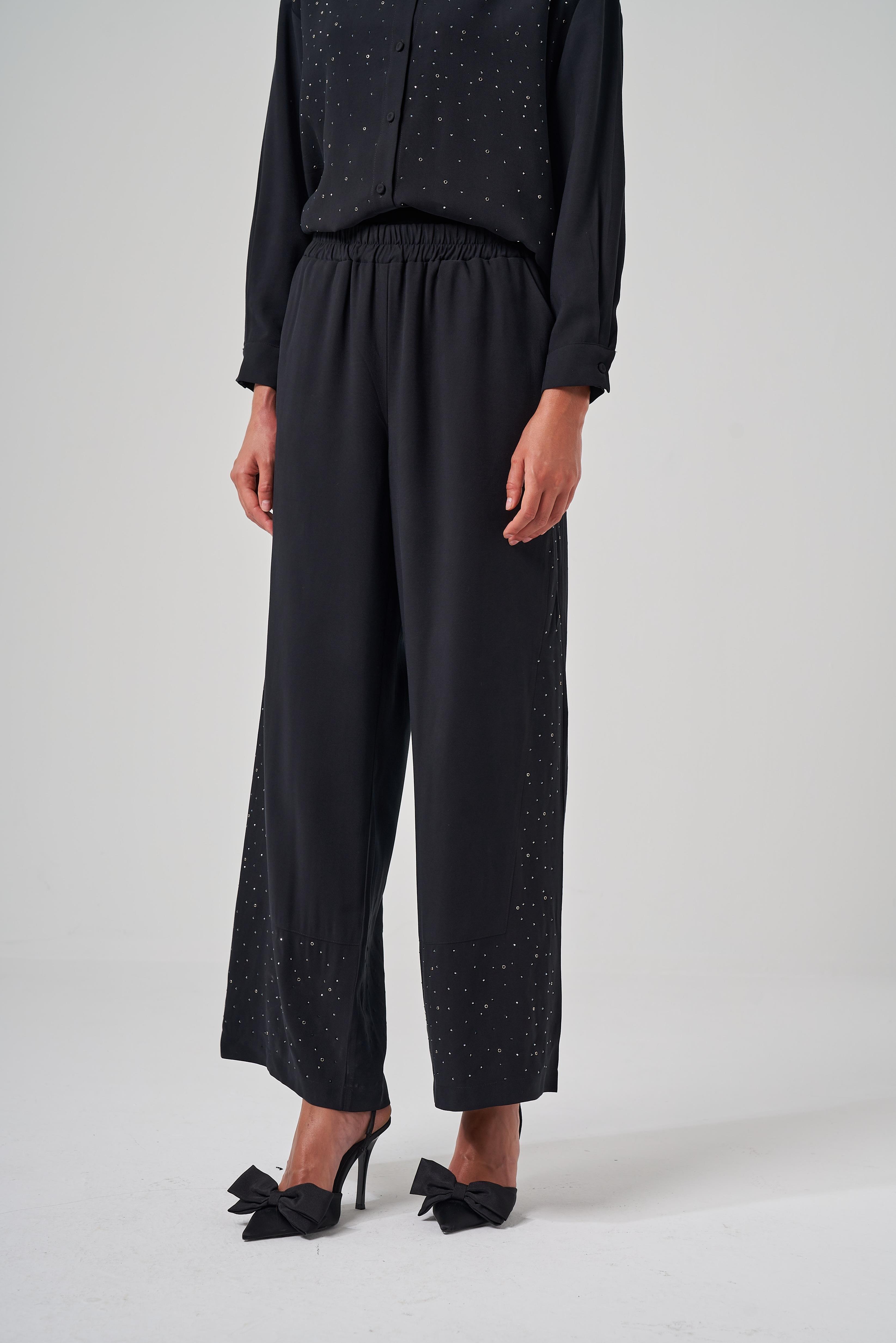 İşlemeli Takım-Siyah