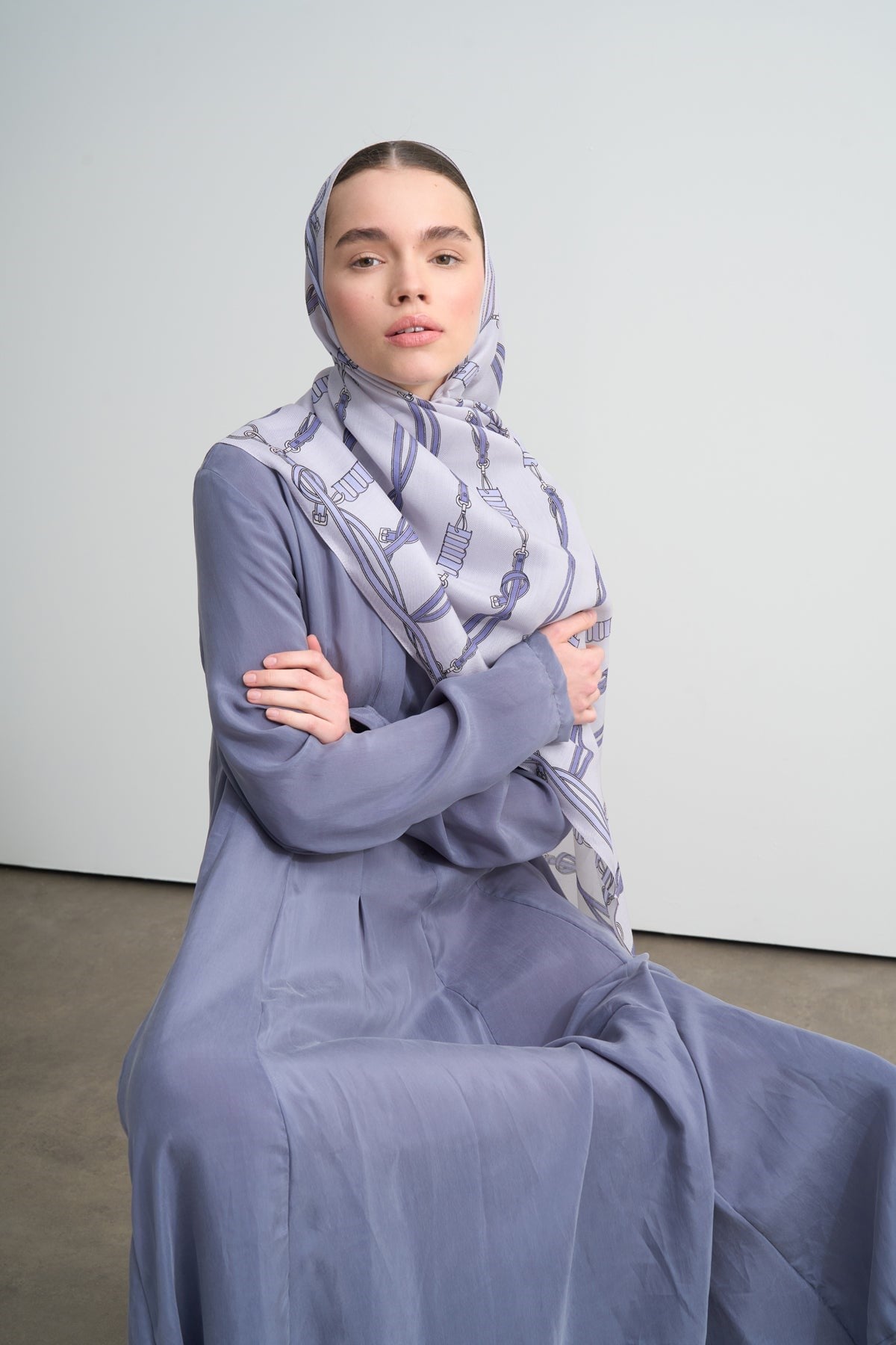 Lilac M Bond