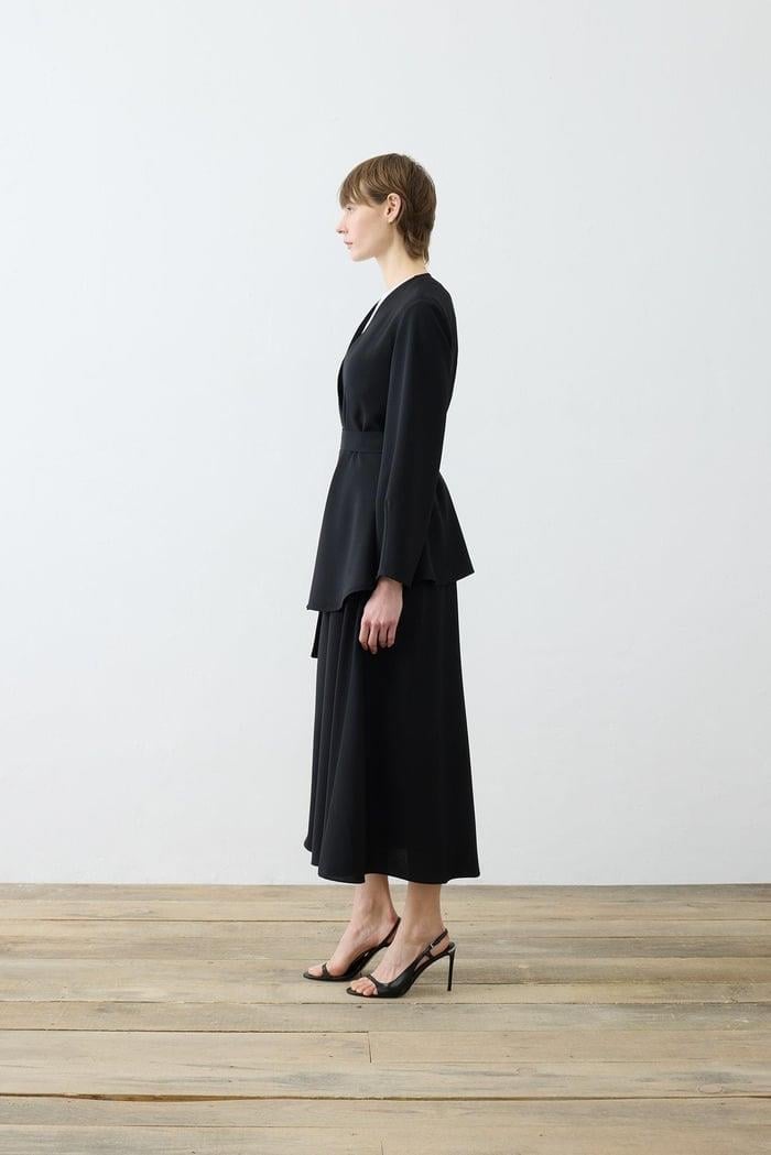 LORA KREP ETEKLİ TAKIM SİYAH