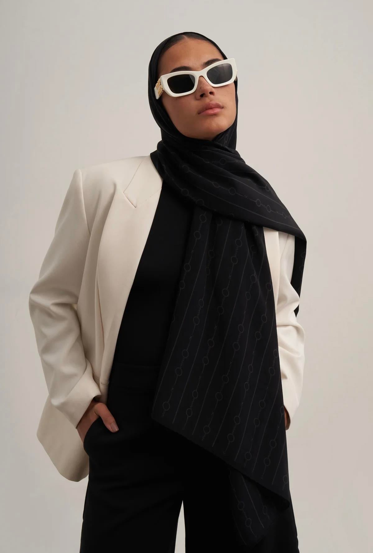 Moreno Silk Black Chain 
