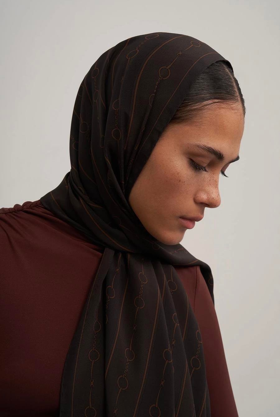 Moreno Silk Brown Chain