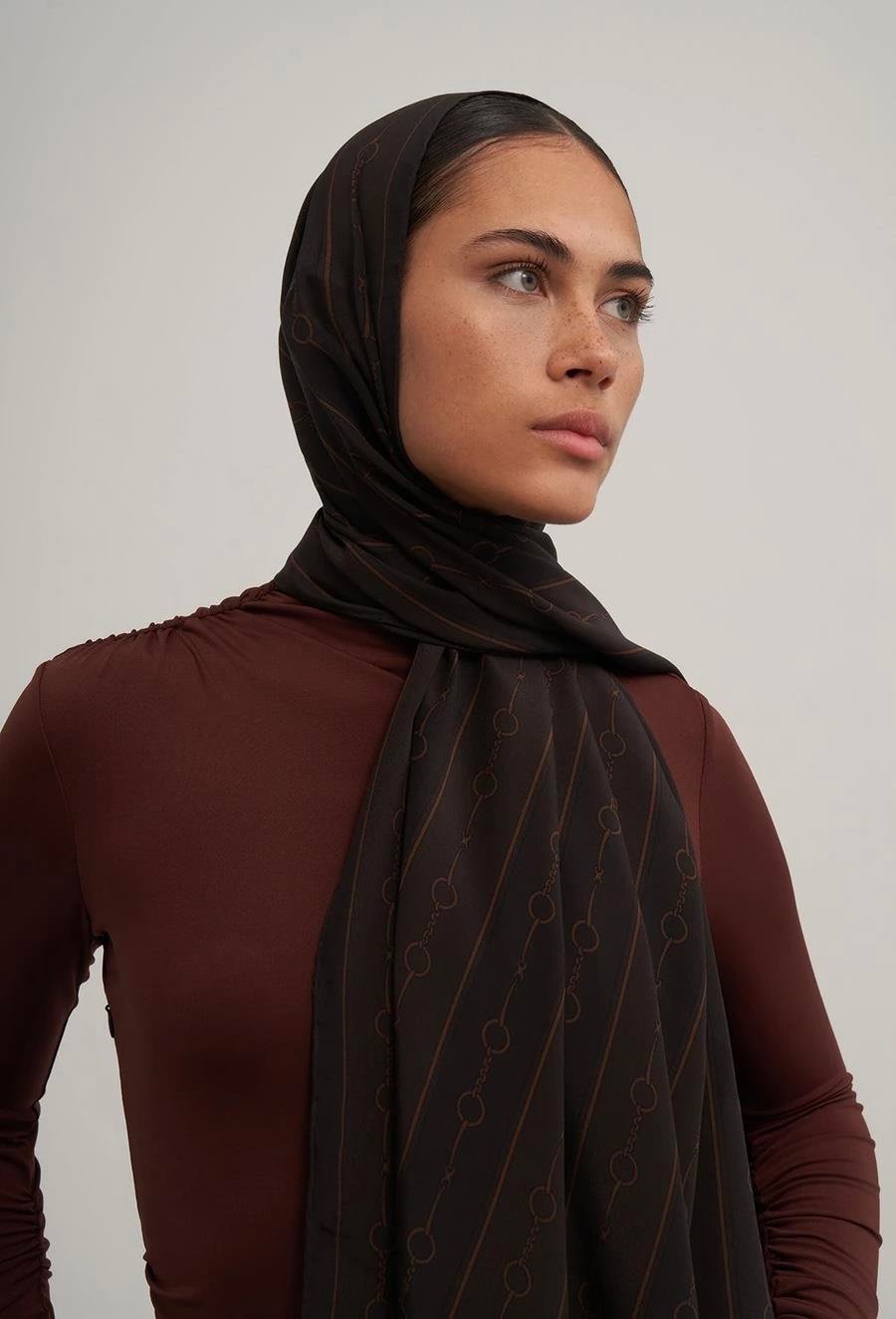 Moreno Silk Brown Chain