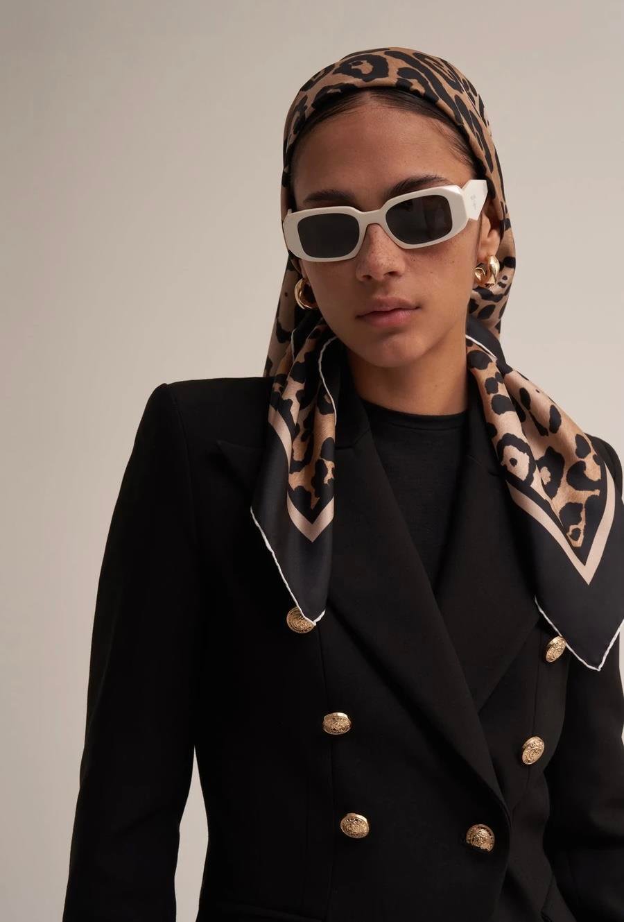 Moreno Silk Leopard Scraft