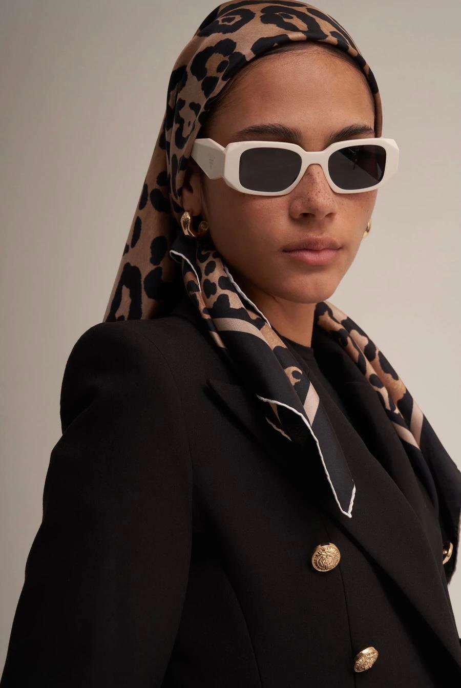 Moreno Silk Leopard Scraft