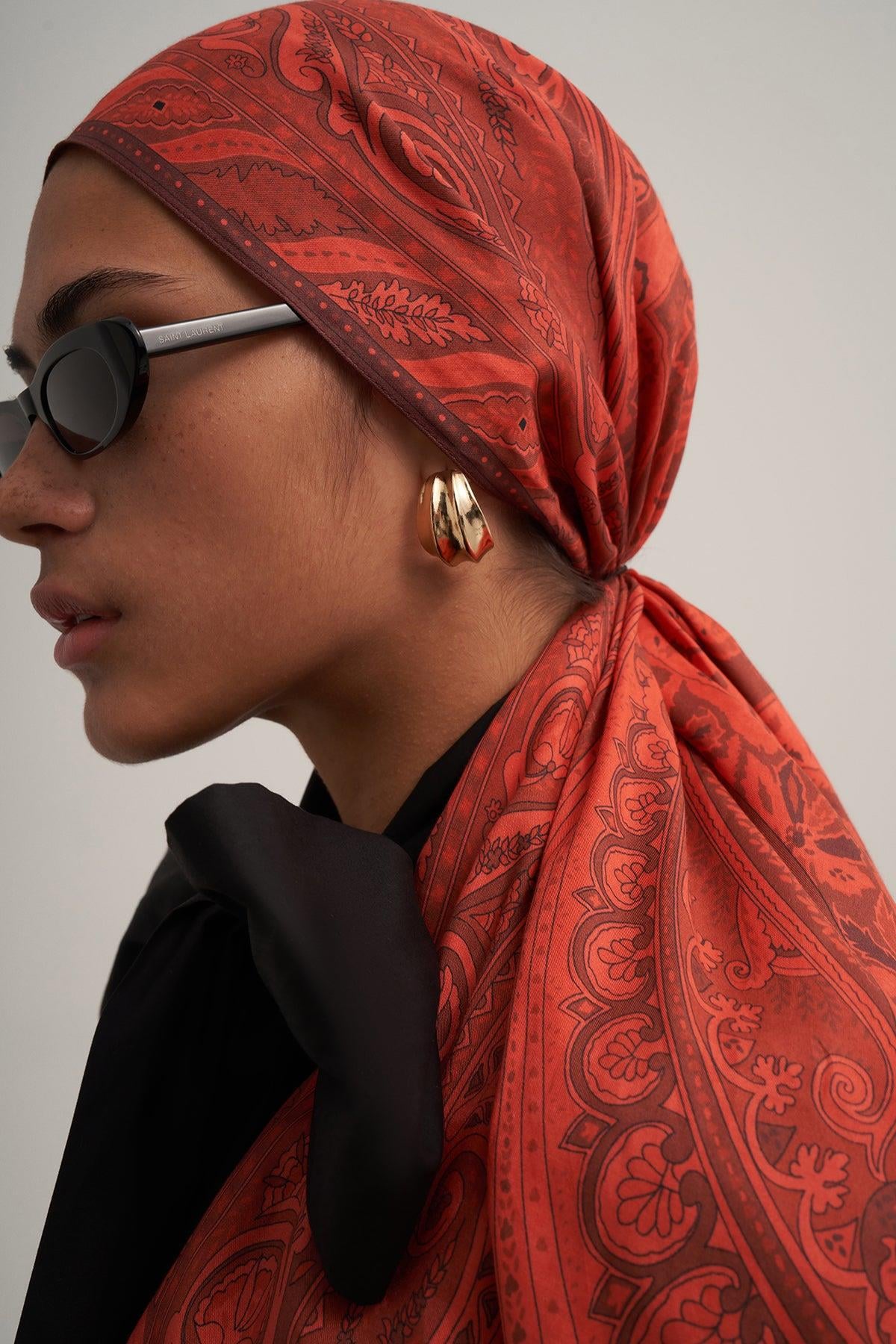 Moreno Silk Red Lily