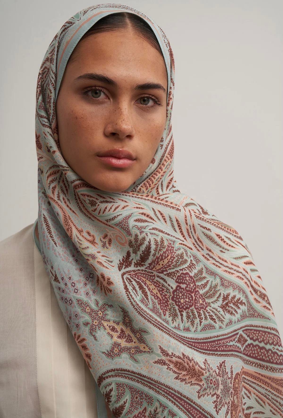 Moreno Silk Sky Feeesia