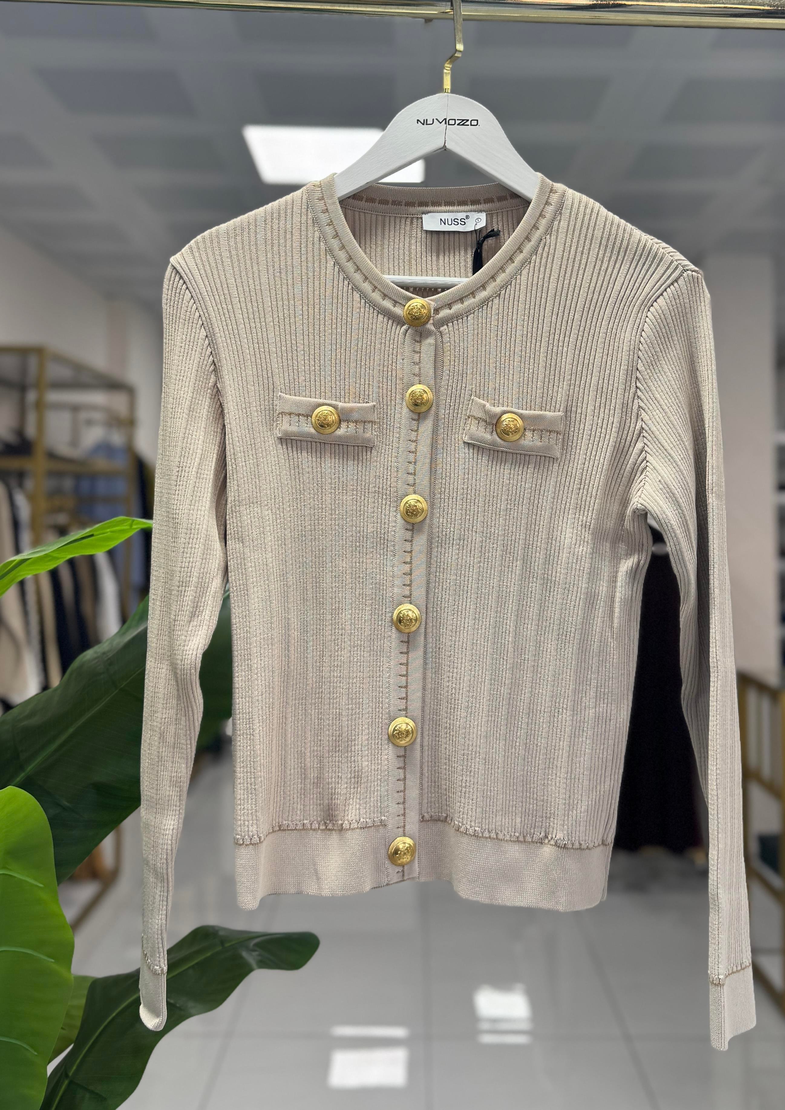 NUSS BEJ MİDİR HIRKA