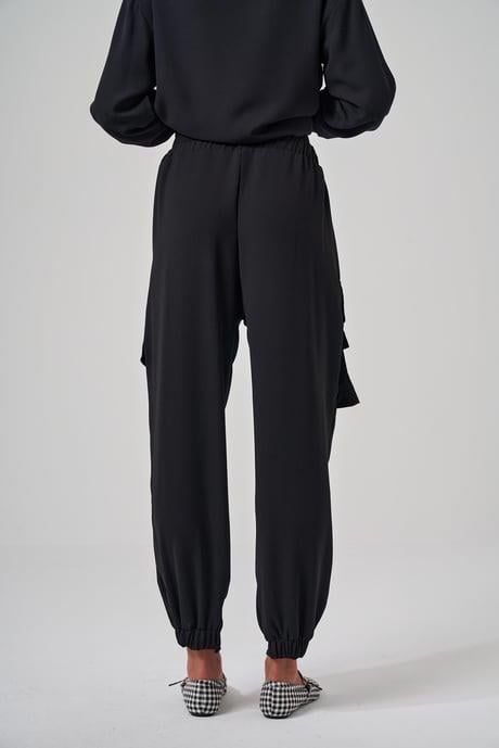 Paraşüt Detay İşlemeli Pantolonlu Takım-Siyah