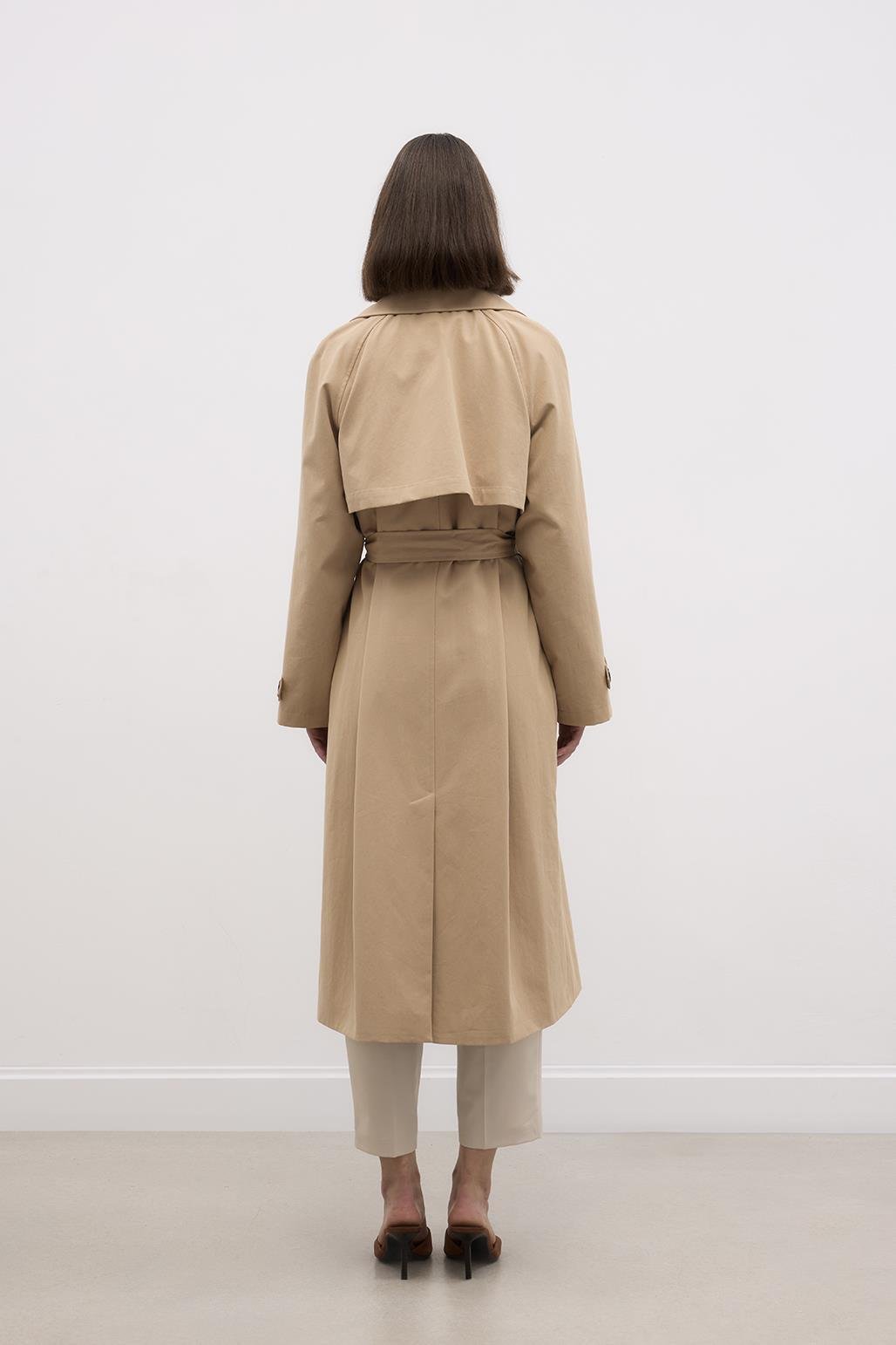 Premium Yakalı Uzun Trençkot Camel
