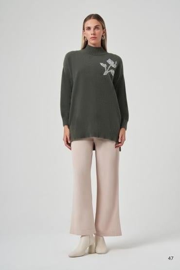 Sıfır Yaka Lale Taş İşlemeli Angora Tunik