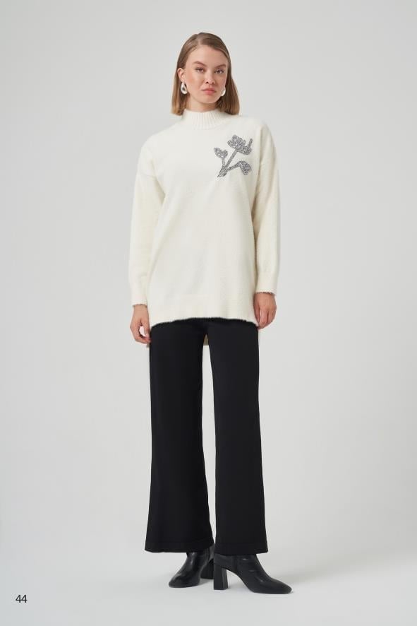 Sıfır Yaka Lale Taş İşlemeli Angora Tunik-Ekru