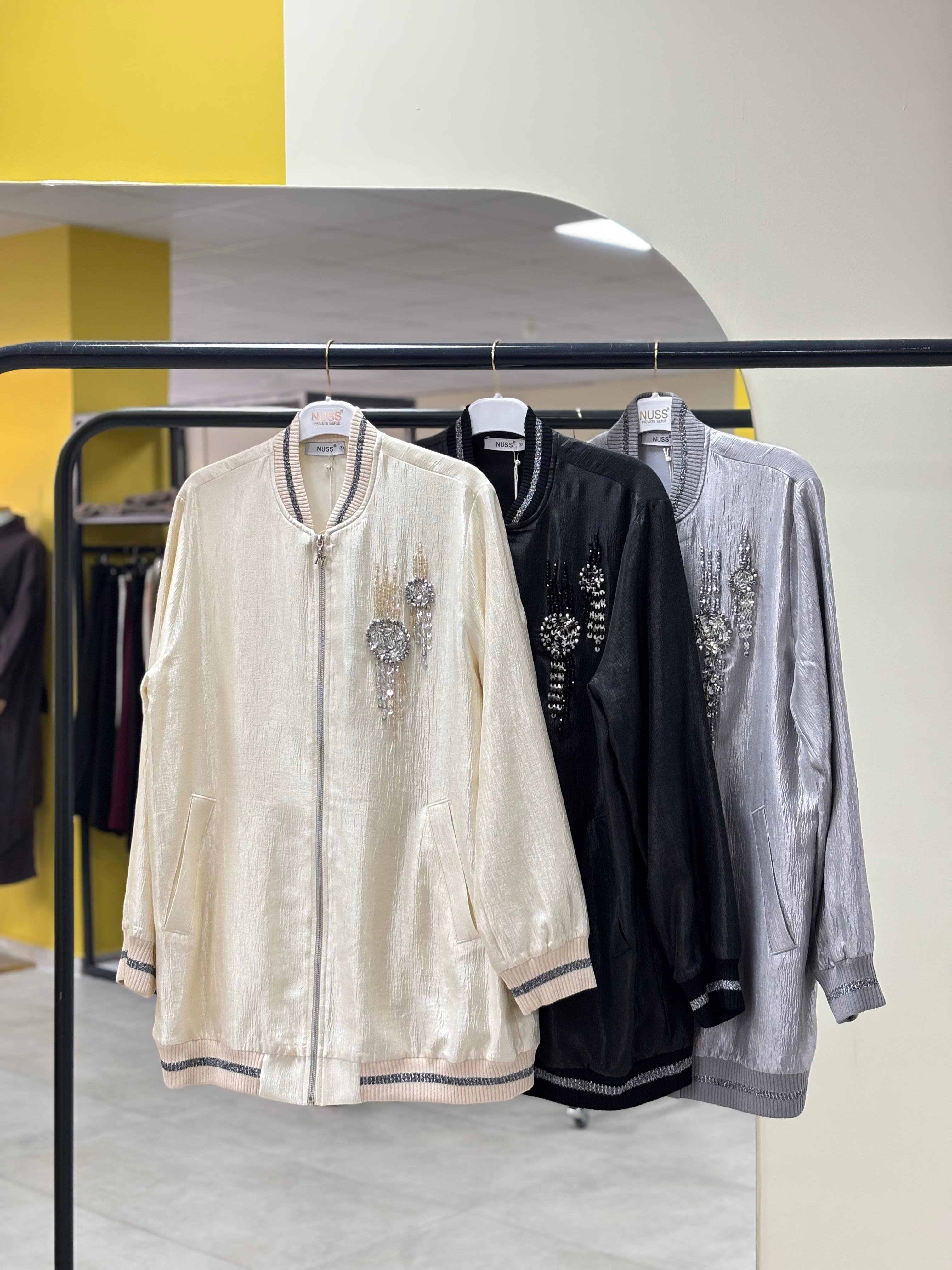 Taş Detay Bomber Ceket