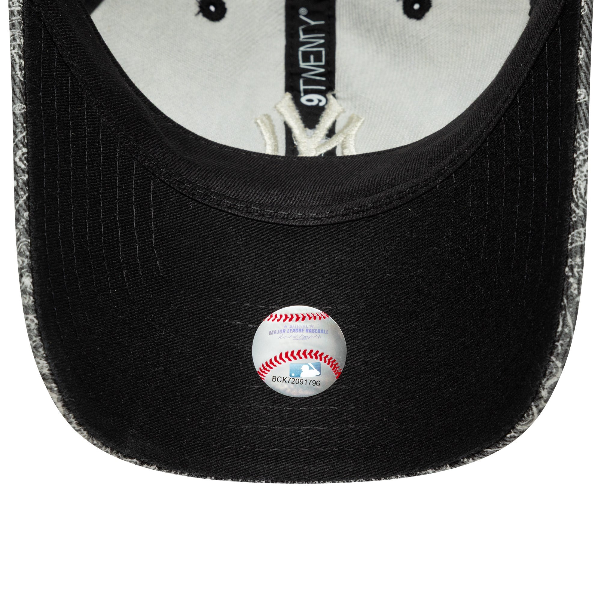 60771827- Washed Paısley 9Twenty Neyyan  Blk Hat